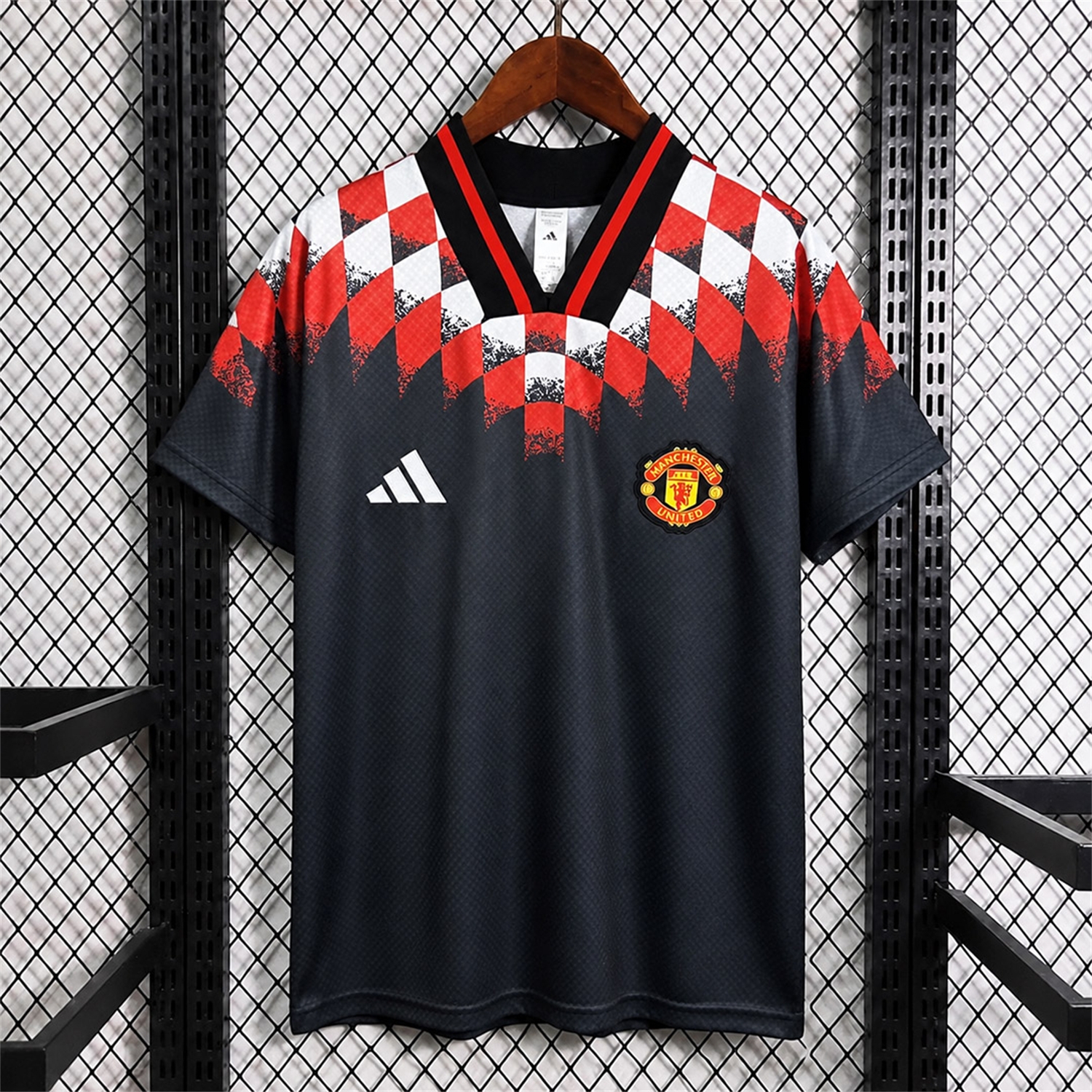 Manchester United 26-27 Retro Style Black Special Jersey - Fans Version - ManixJersey