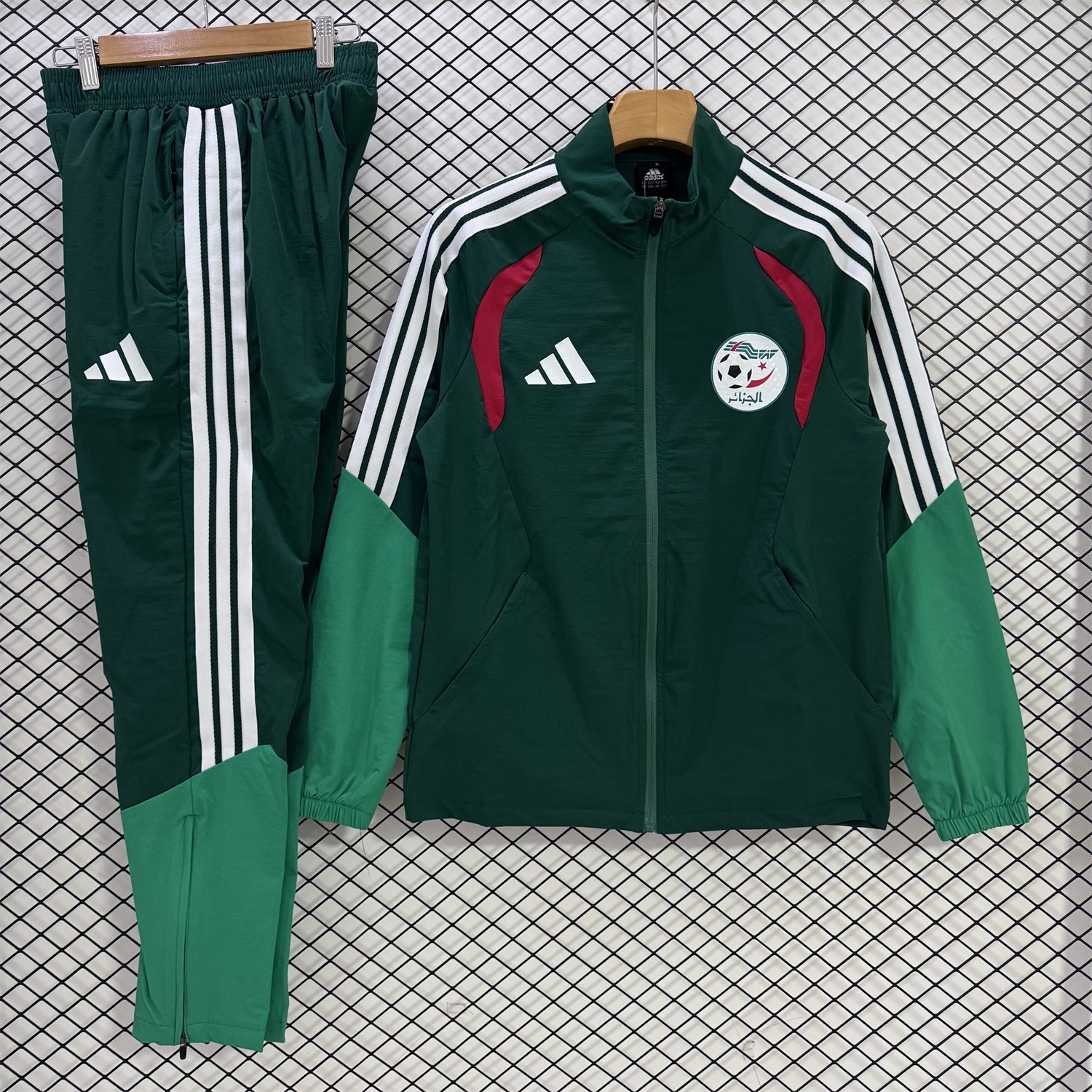 Algeria 2026 Windbreaker Training Set - Deep Green Top and Pants - ManixJersey