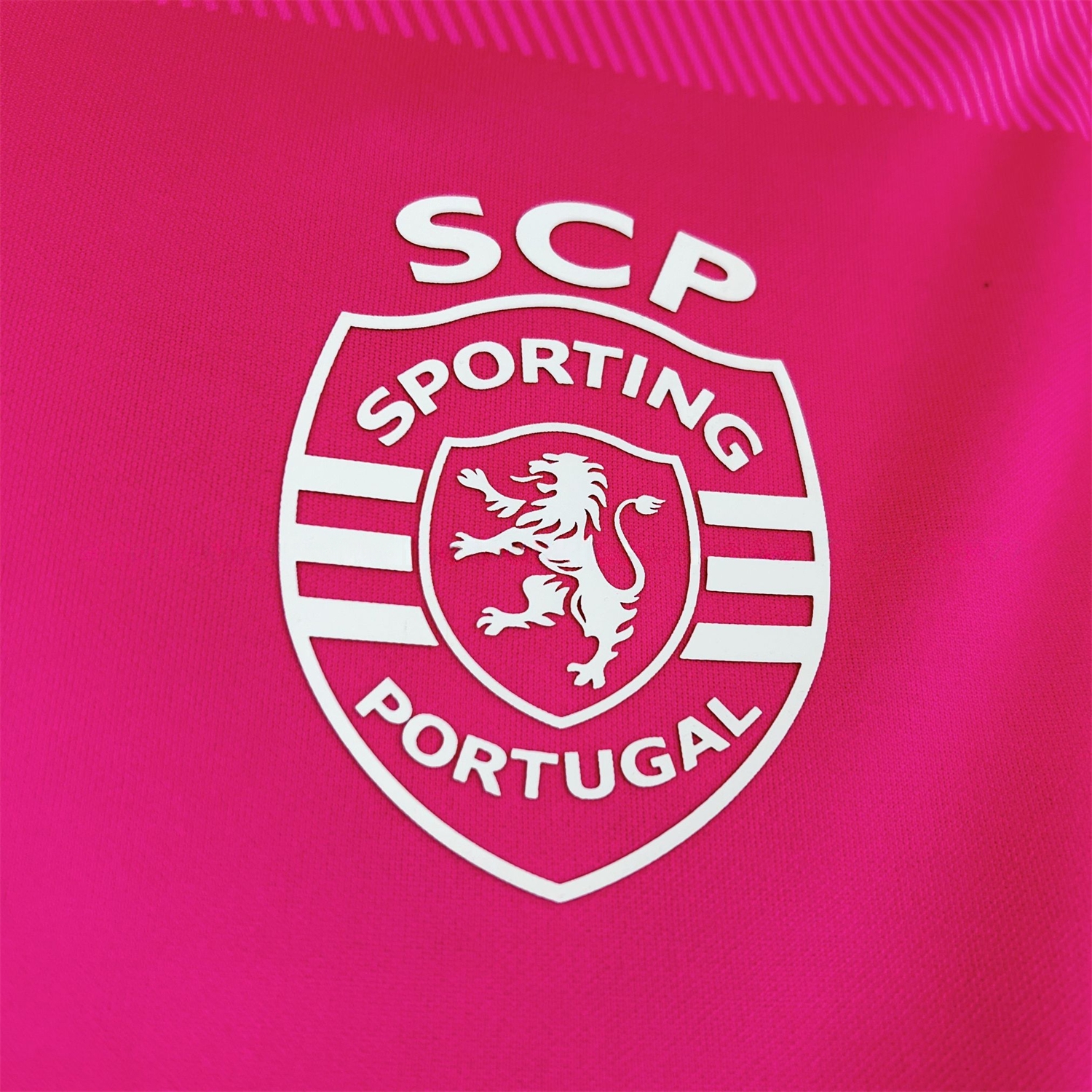 Sporting CP 26-27 Pink October Jersey - Fans Version - ManixJersey