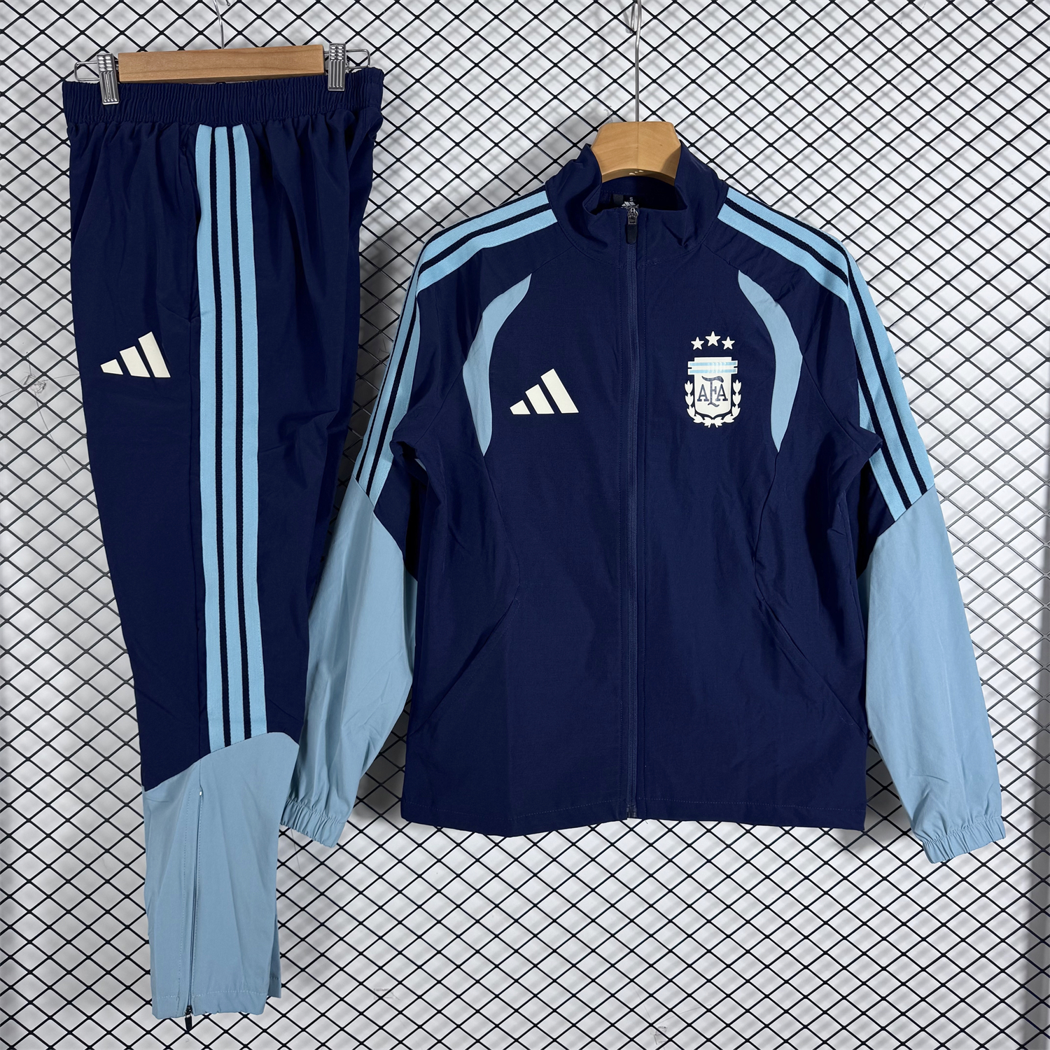 Argentina 2026 Windbreaker Training Set - Dark Blue Top and Pants - ManixJersey
