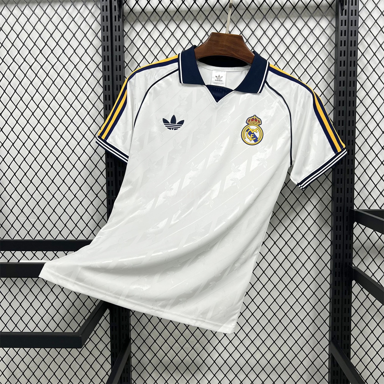 Real Madrid 26-27 White Casual Jersey - Fans Version - ManixJersey