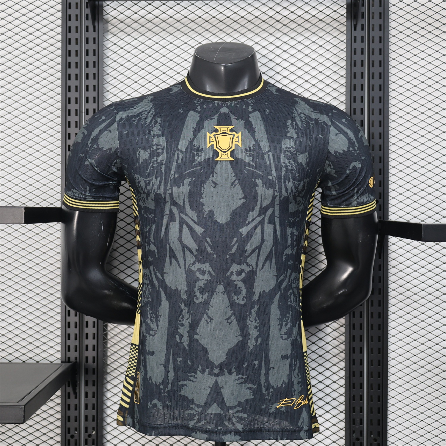 Portugal 2026 COMMA Black CR7 Special Jersey - Player Version - ManixJersey