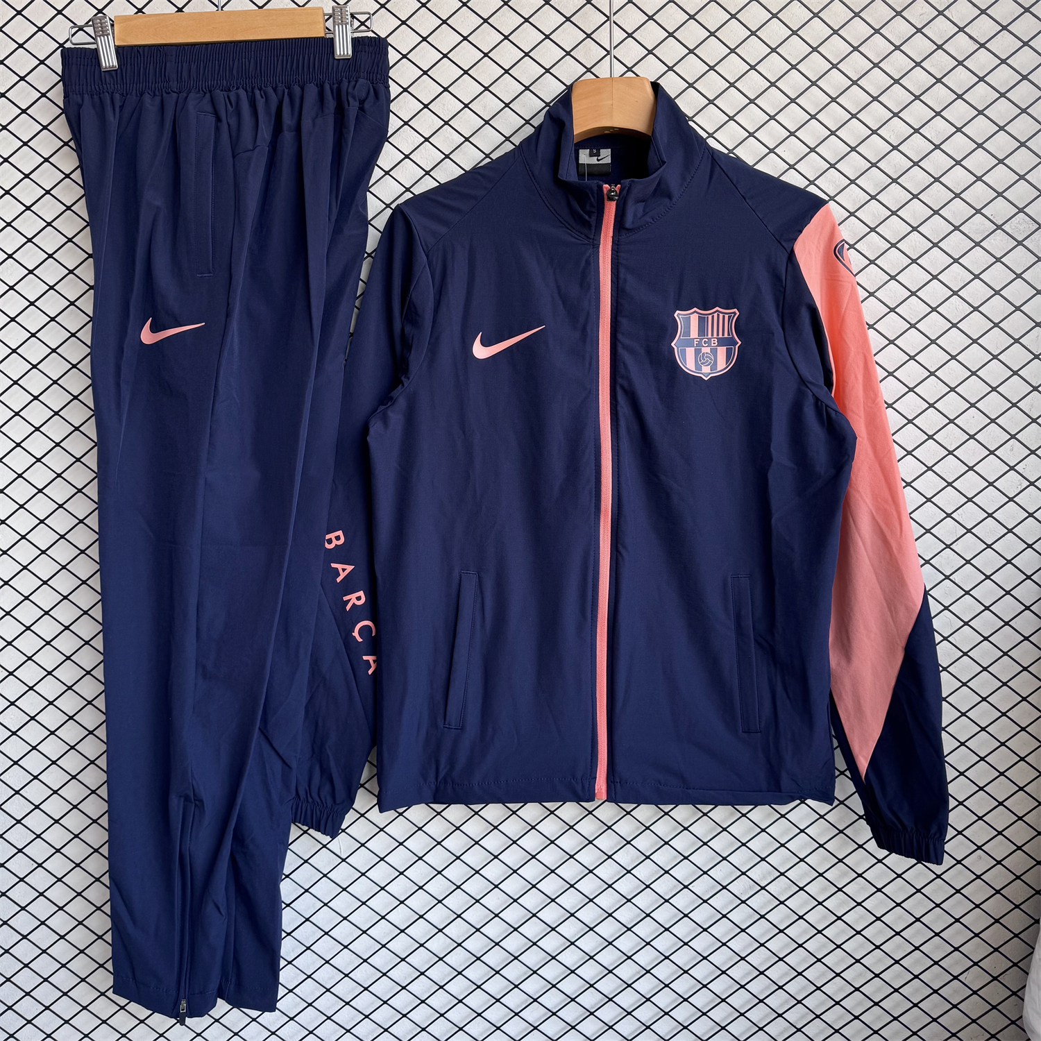 Barcelona 25-26 Windbreaker Training Set - Blue With Pink Black Top and Pants - ManixJersey