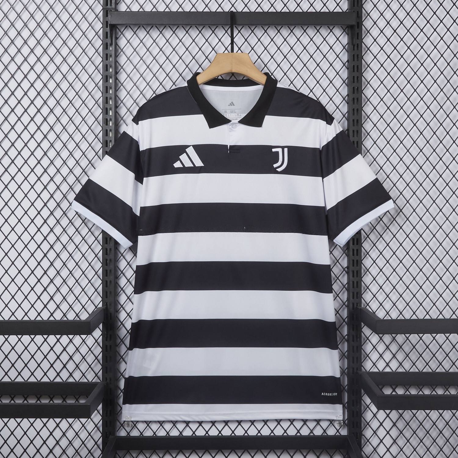 Juventus 25-26 Black and White Striped Special Jersey - Fans Version - ManixJersey