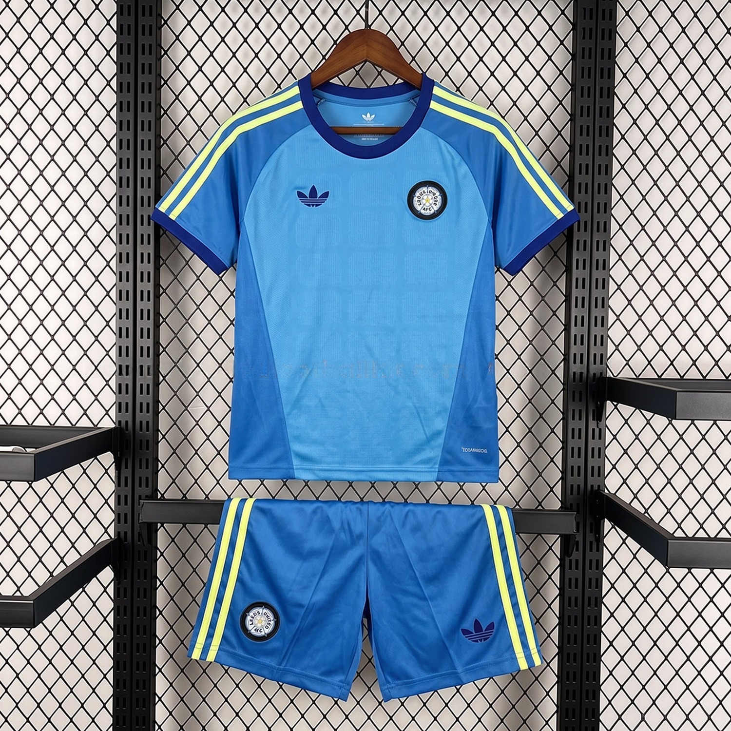 Leeds United 26-27 Goalkeeper Blue Kids Kit - ManixJersey