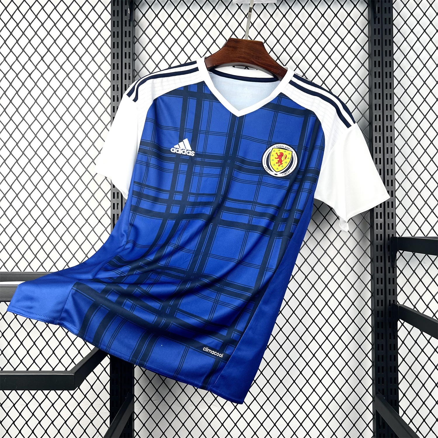 Retro S-c-o.t l.a-n.d 2016 Home Jersey - ManixJersey