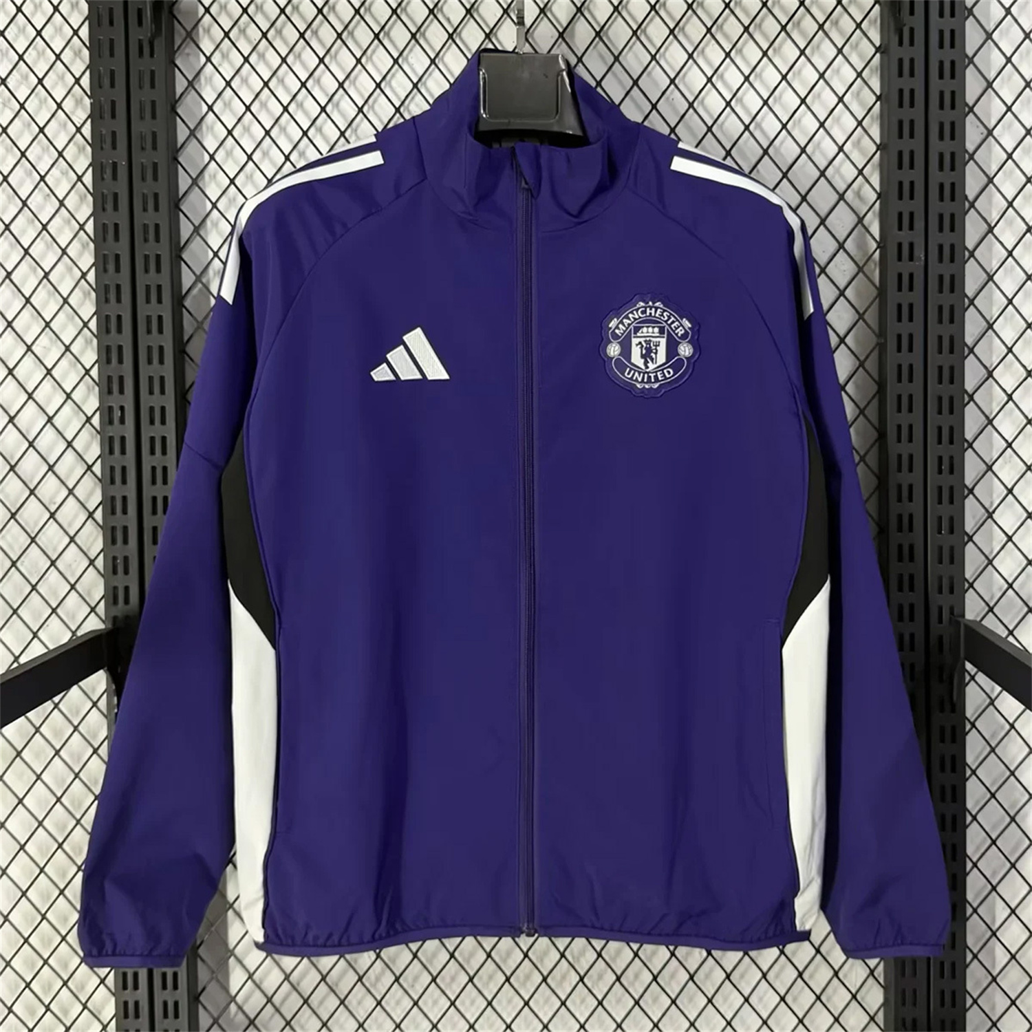 Manchester United 25-26 Training Windbreaker Jacket - Purple - ManixJersey