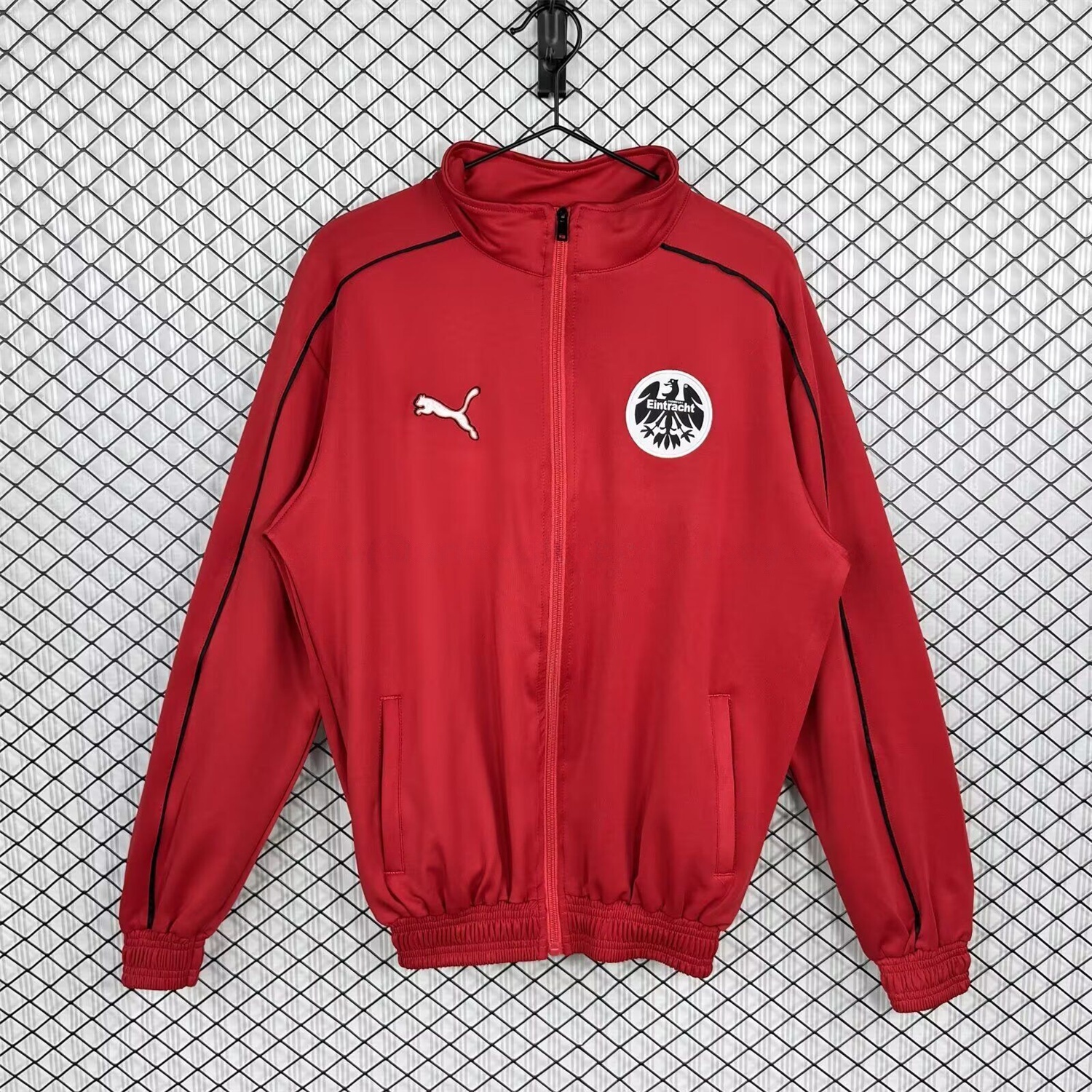 Frankfurt 25-26 Training Windbreaker Jacket - Red - ManixJersey