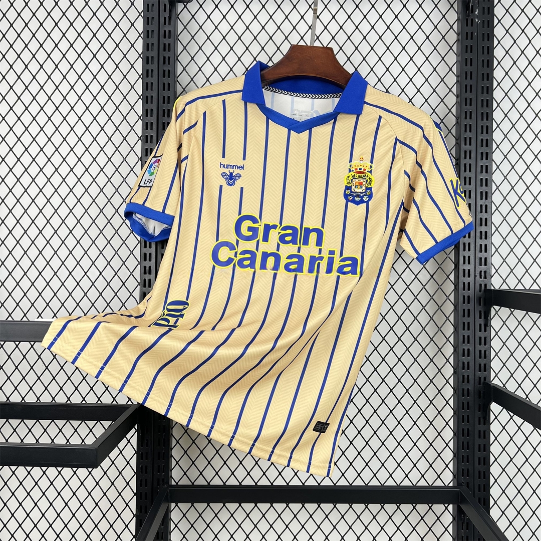 Las Palmas 25-26 Vintage Style Special Jersey - Fans Version - ManixJersey