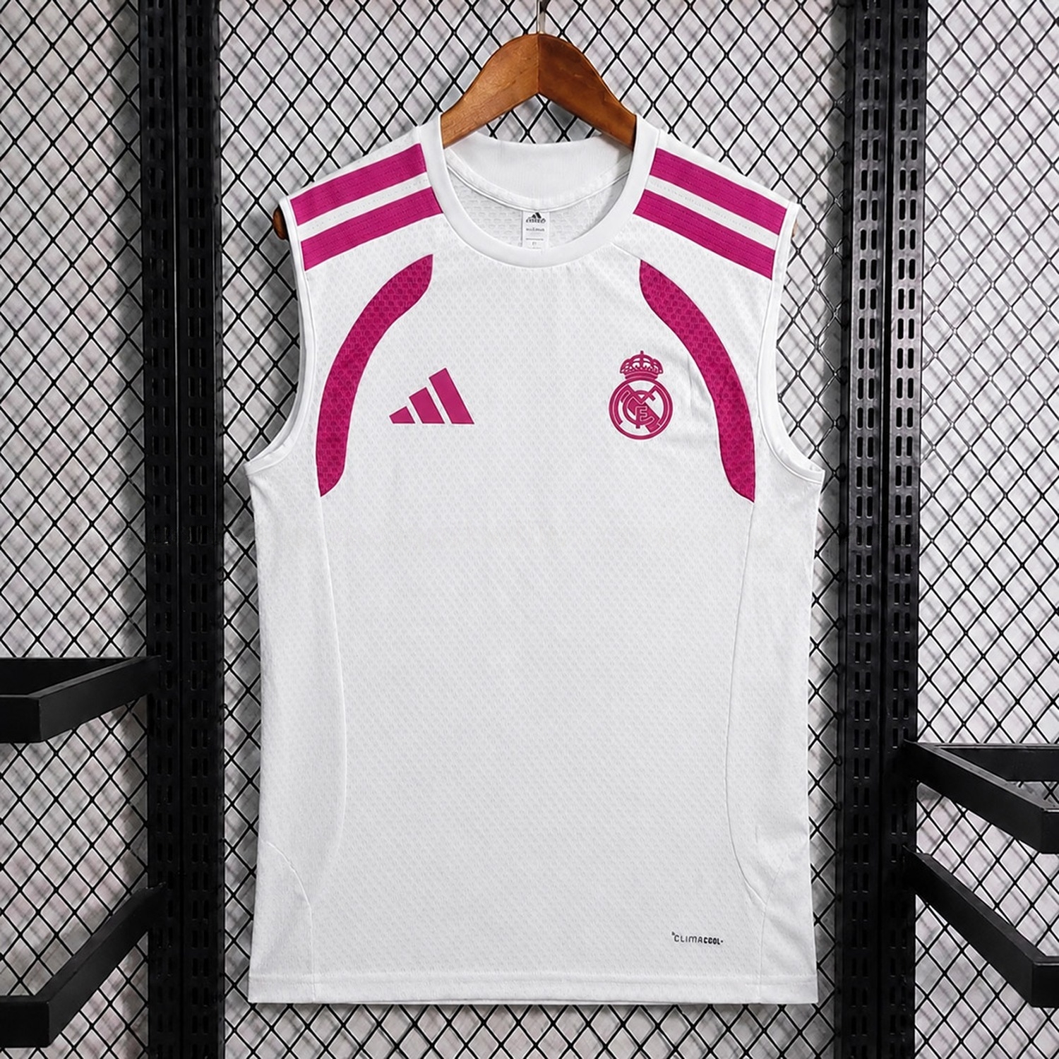 Real Madrid 26-27 White With Pink Training Vest - Fans Version - ManixJersey