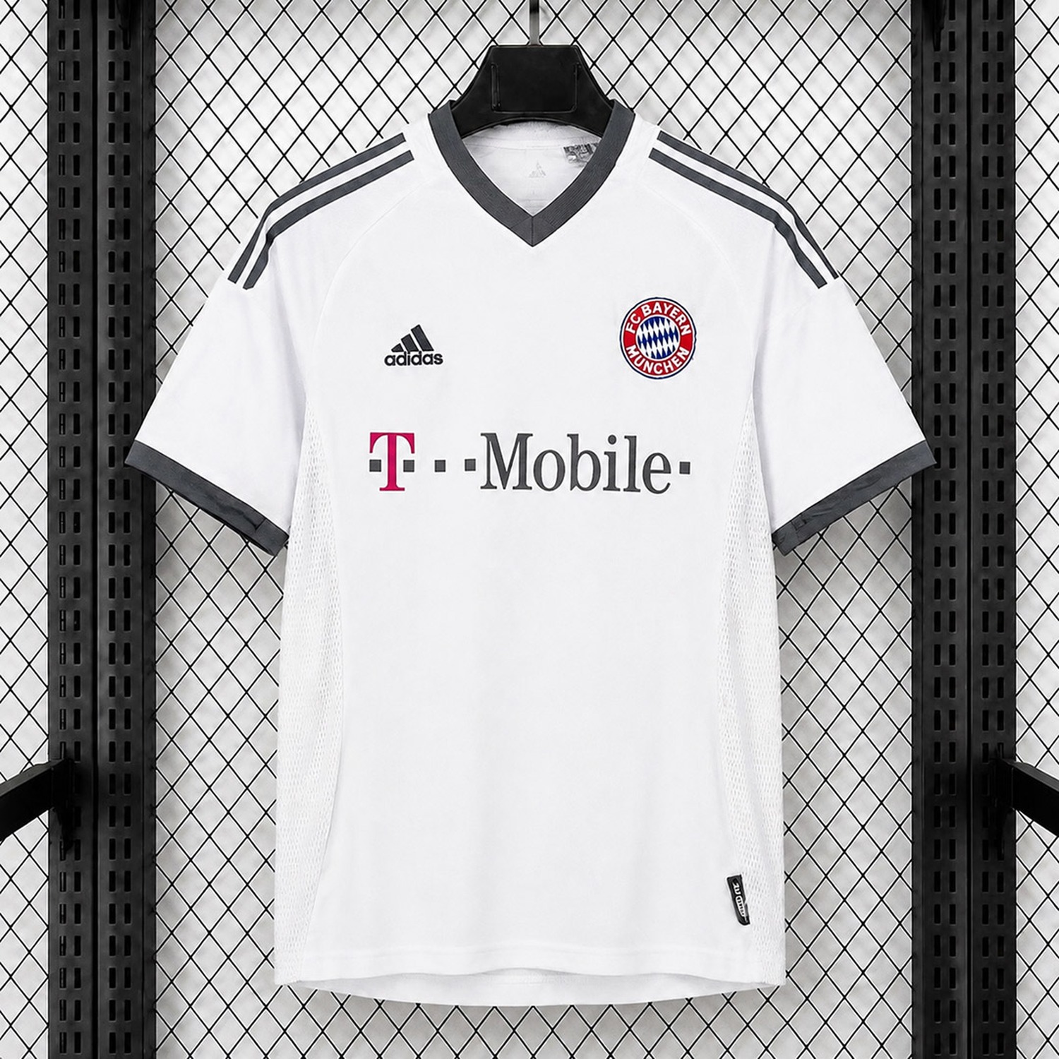Retro Bayern Munich 2002-04 Away Jersey - ManixJersey