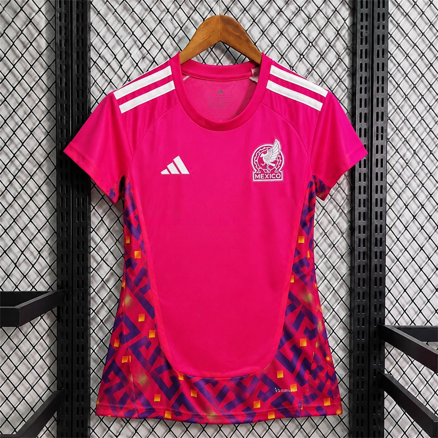 Women's Mexico 2026 Pink Goalkeeper Jersey - Fans Version - ManixJersey