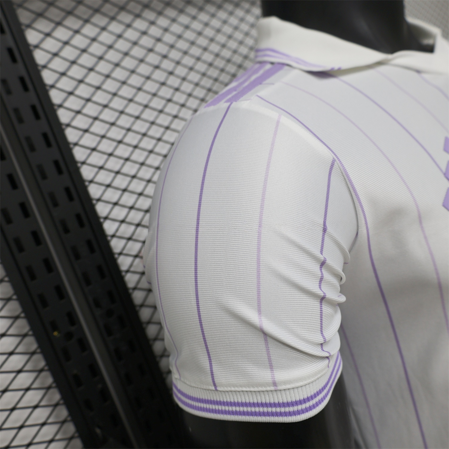 Real Madrid 25-26 Retro Style White Polo Jersey - Player Version - ManixJersey