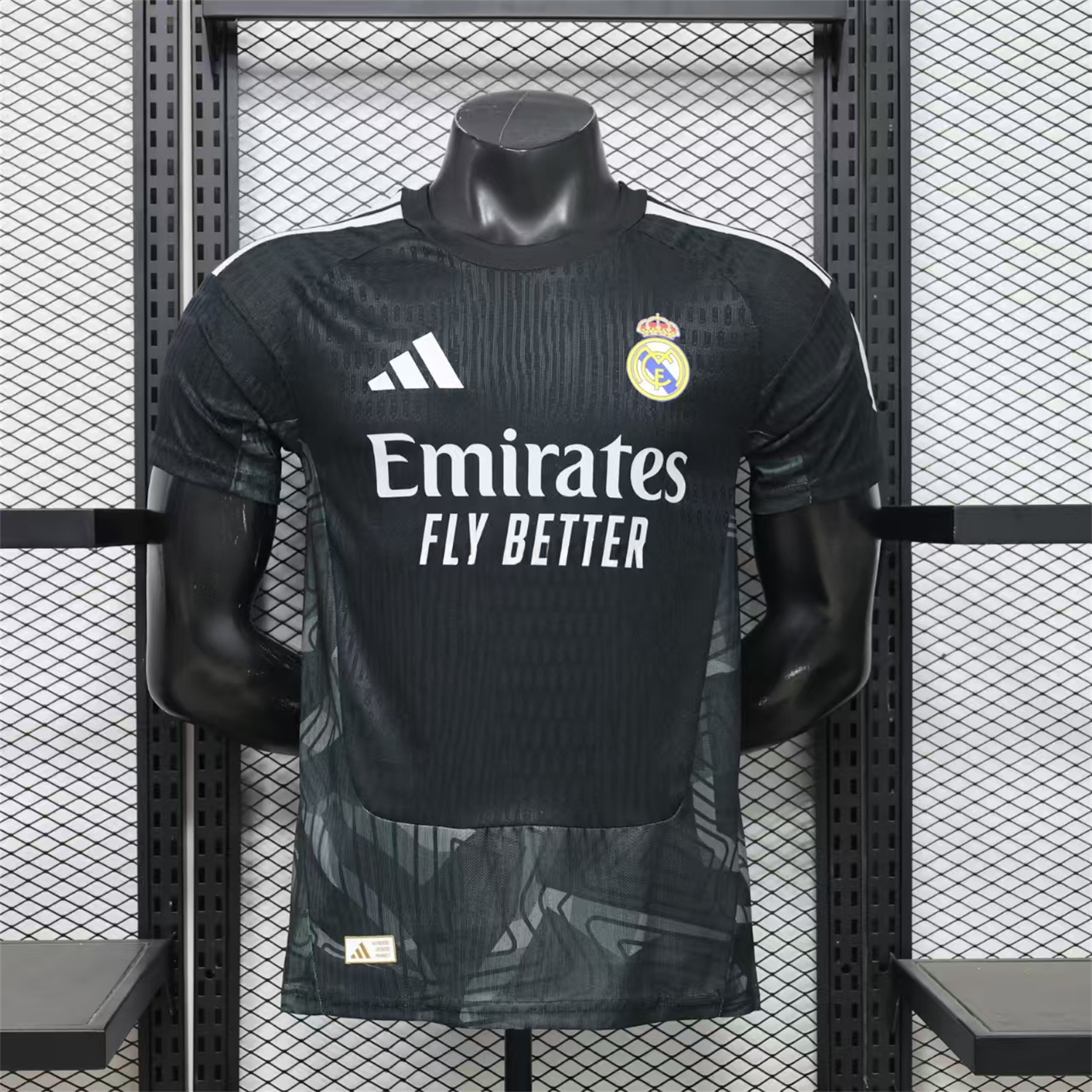 Real Madrid 26-27 Black Goalkeeper Jersey - Player Version - ManixJersey