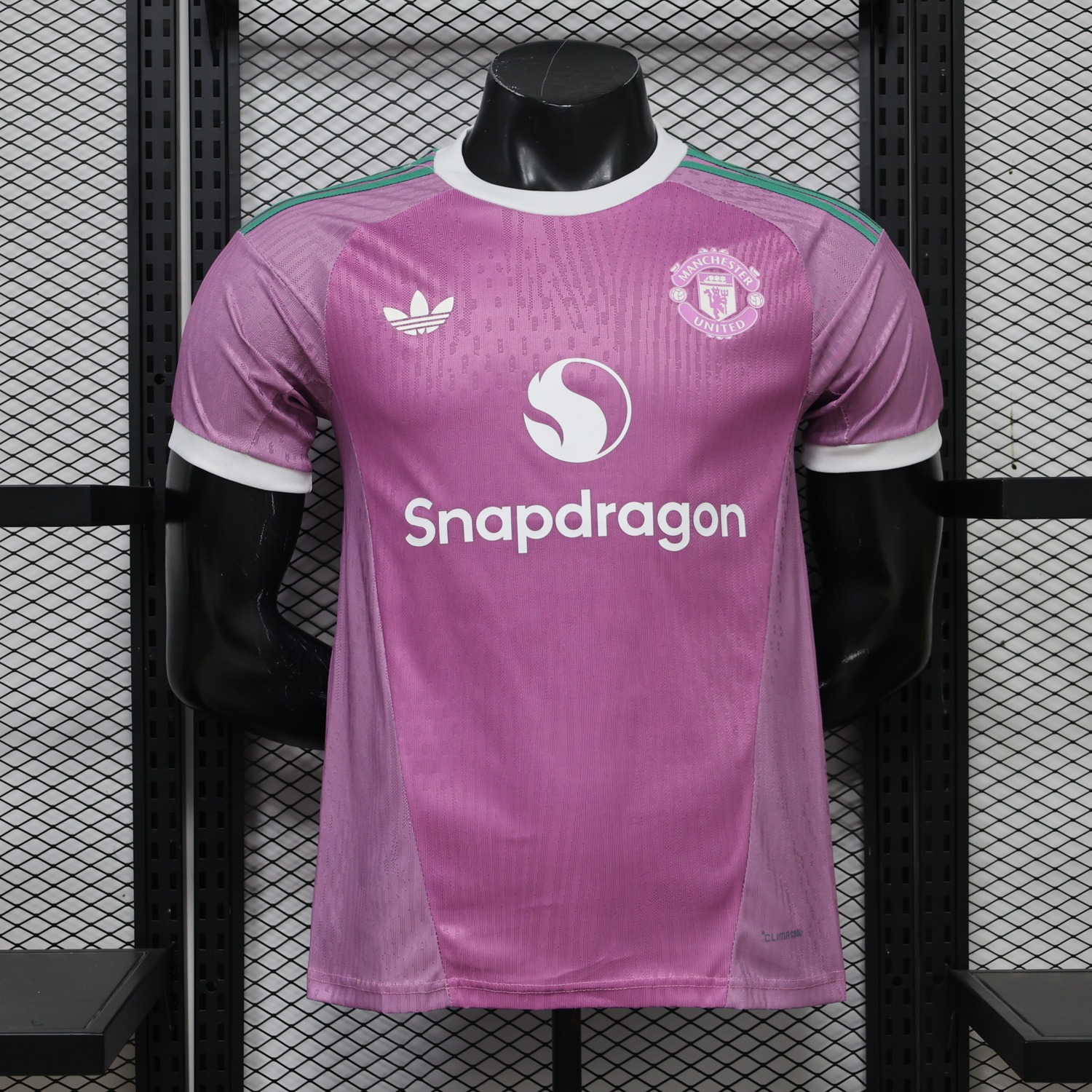 Manchester United 26-27 Terrace Icon Retro Casual Style Pink Jersey - Player Version - ManixJersey