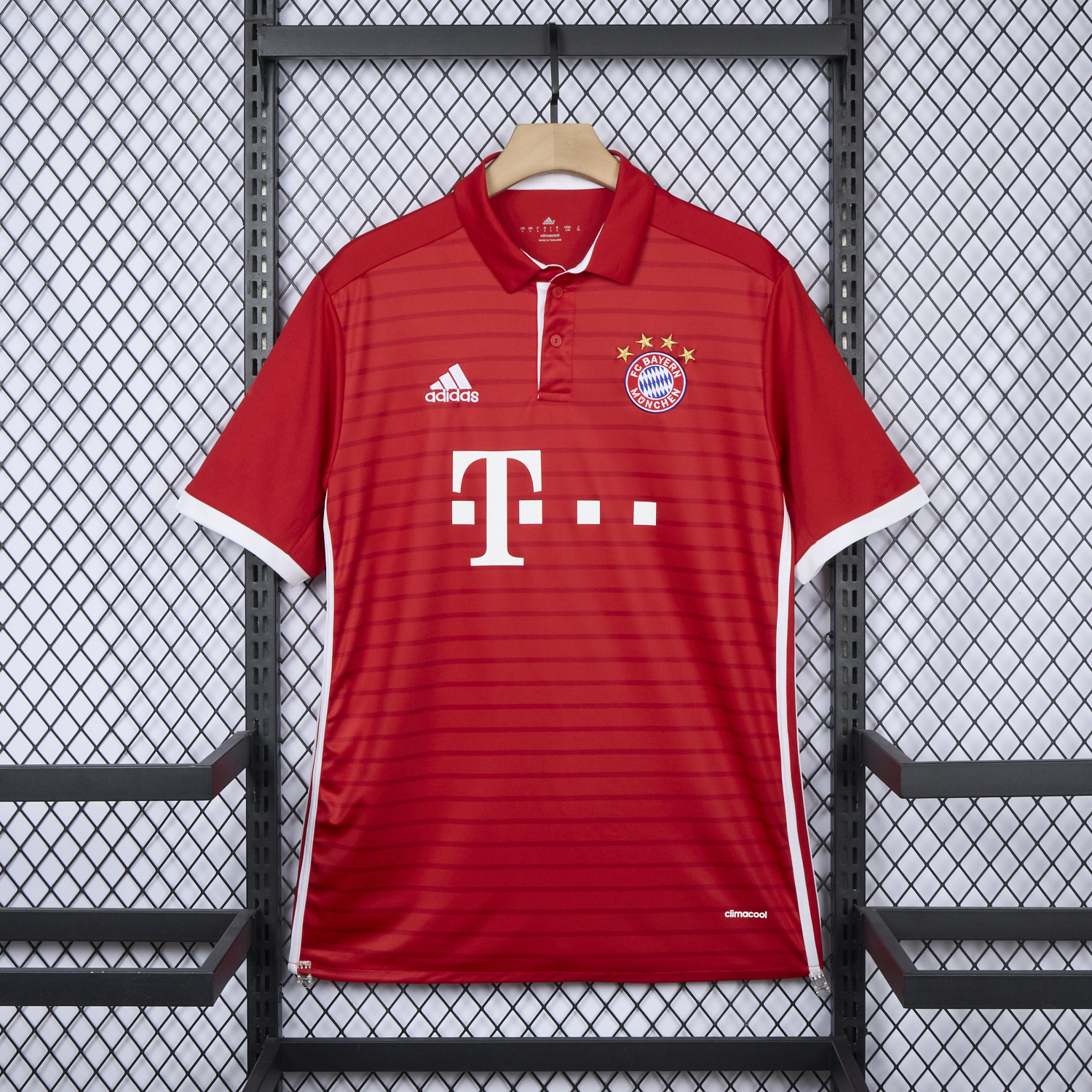 Retro Bayern Munich 2016-17 Home Jersey - ManixJersey