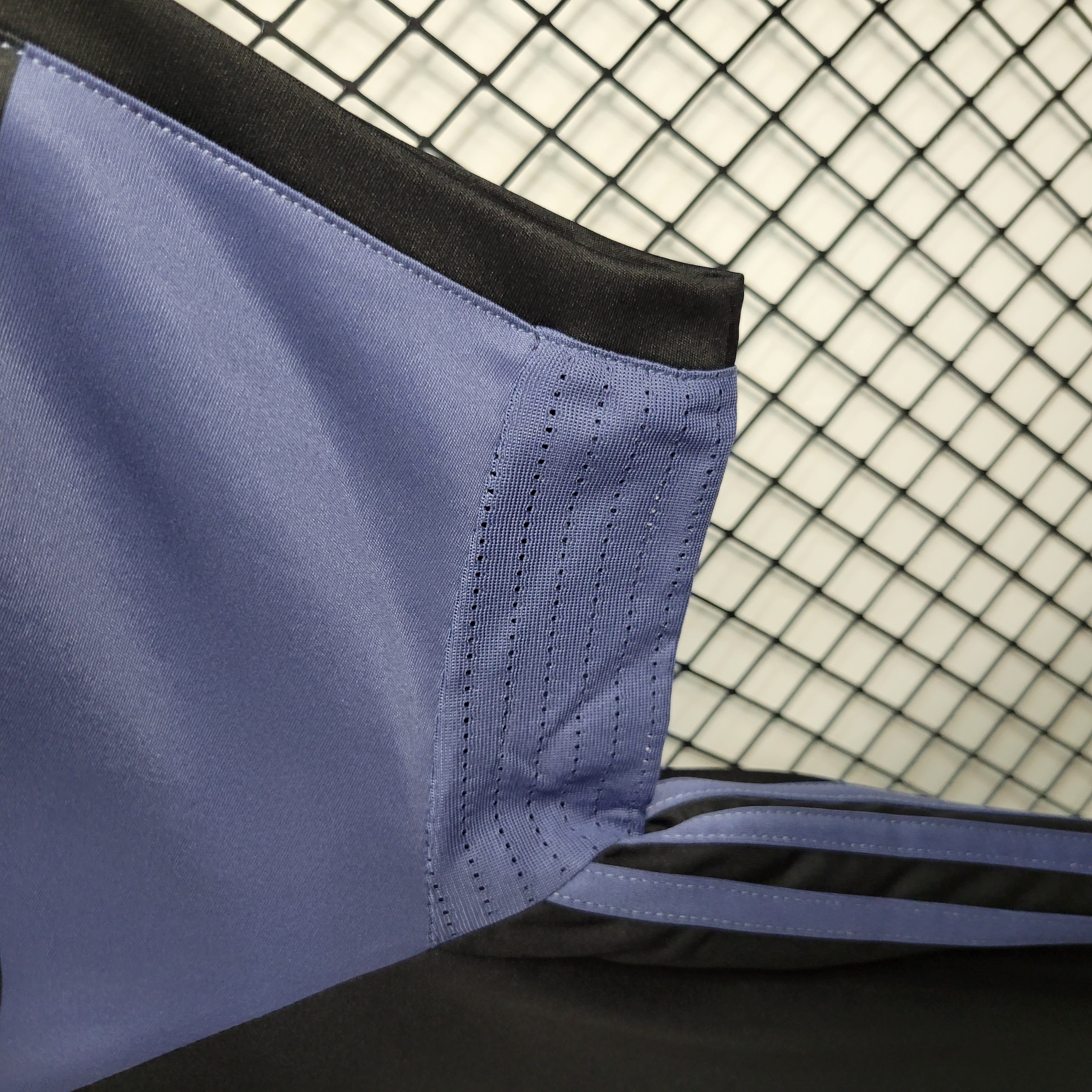 Real Madrid Retro 16-17 Third Jersey - ManixJersey