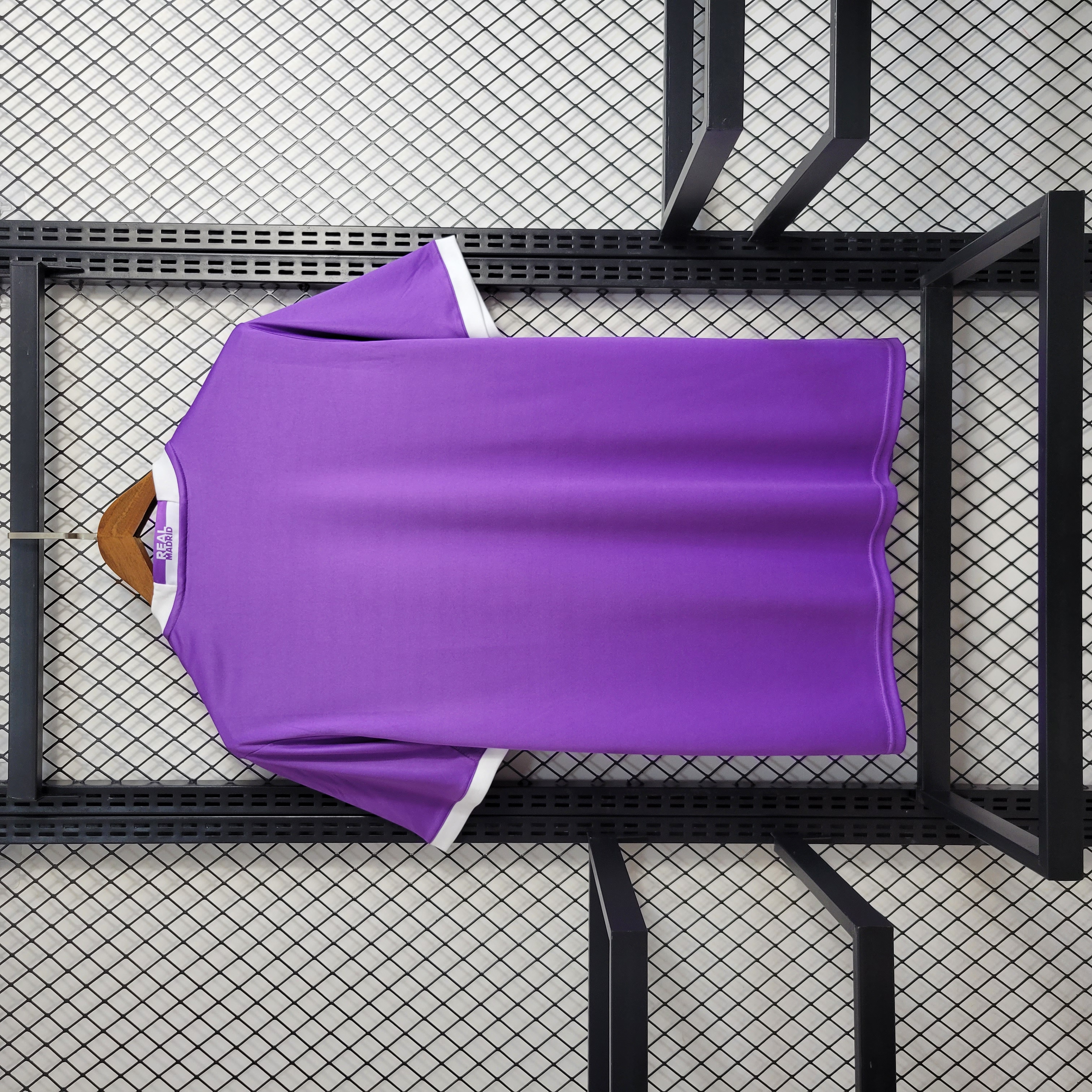 Real Madrid Retro 16-17 Away Jersey - Champions League Final Version - ManixJersey