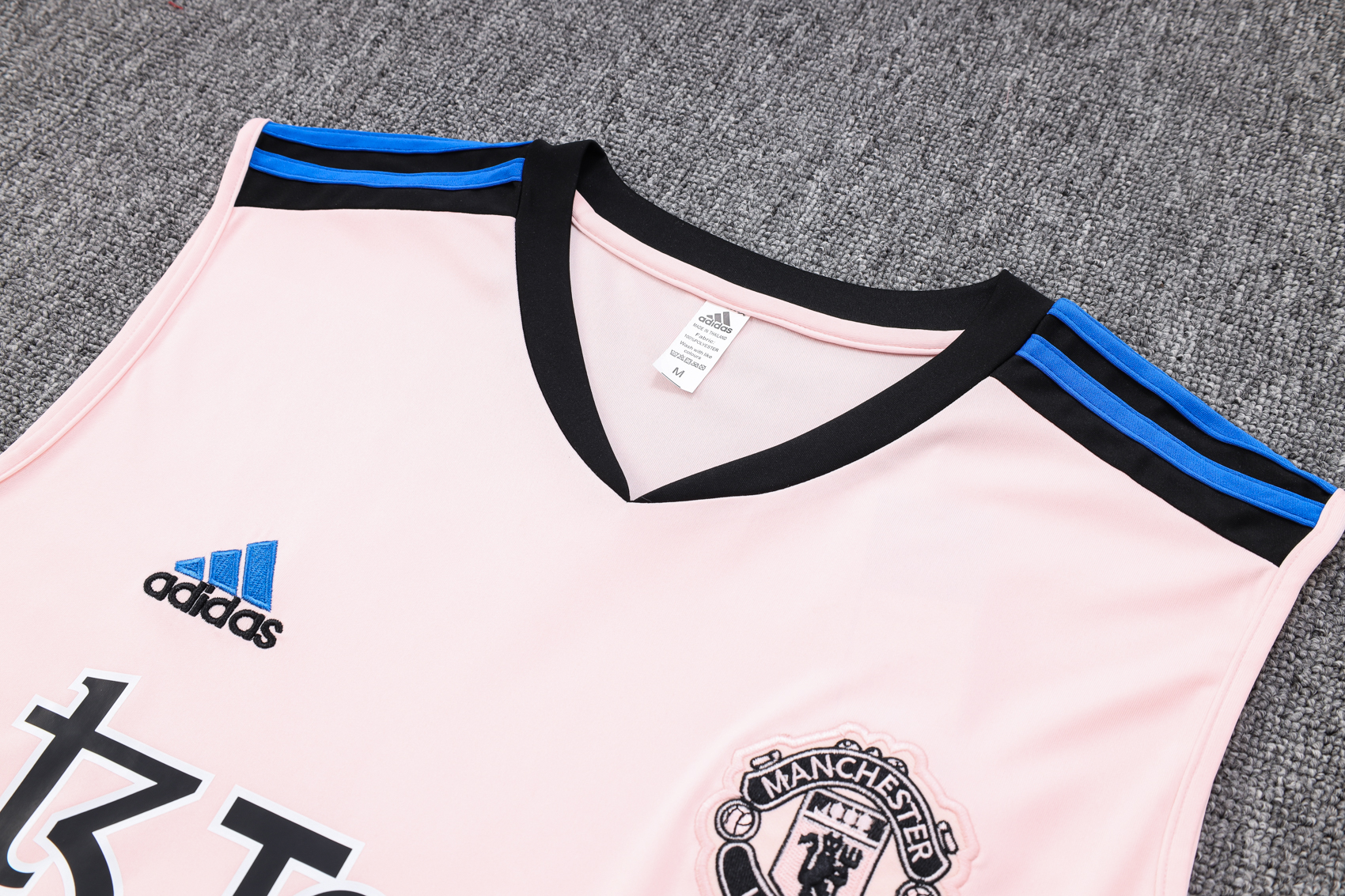 23-24 Manchester United Pink Player Vest Training Set - ManixJersey