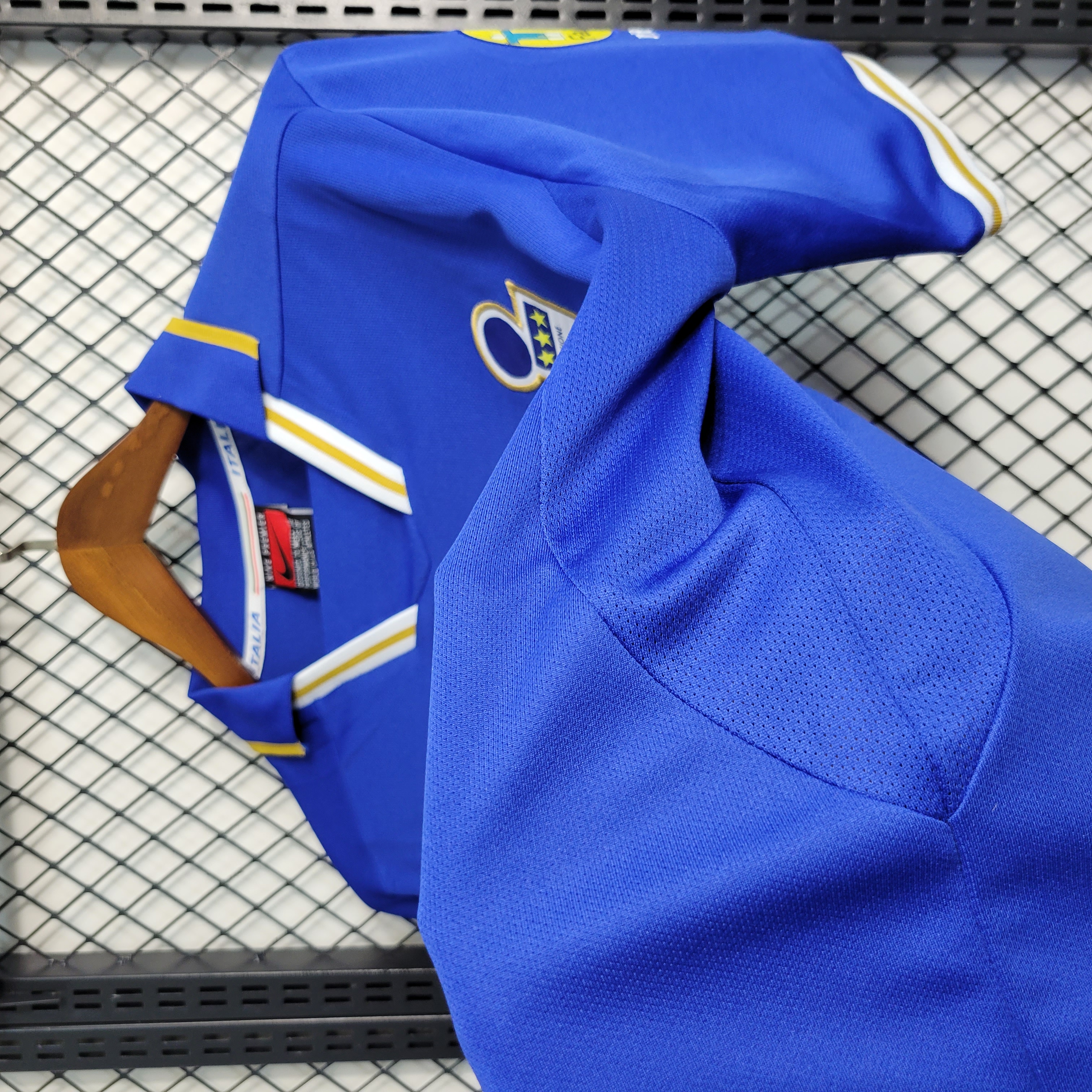 Retro Italy 1996 Home Stadium Jersey - ManixJersey