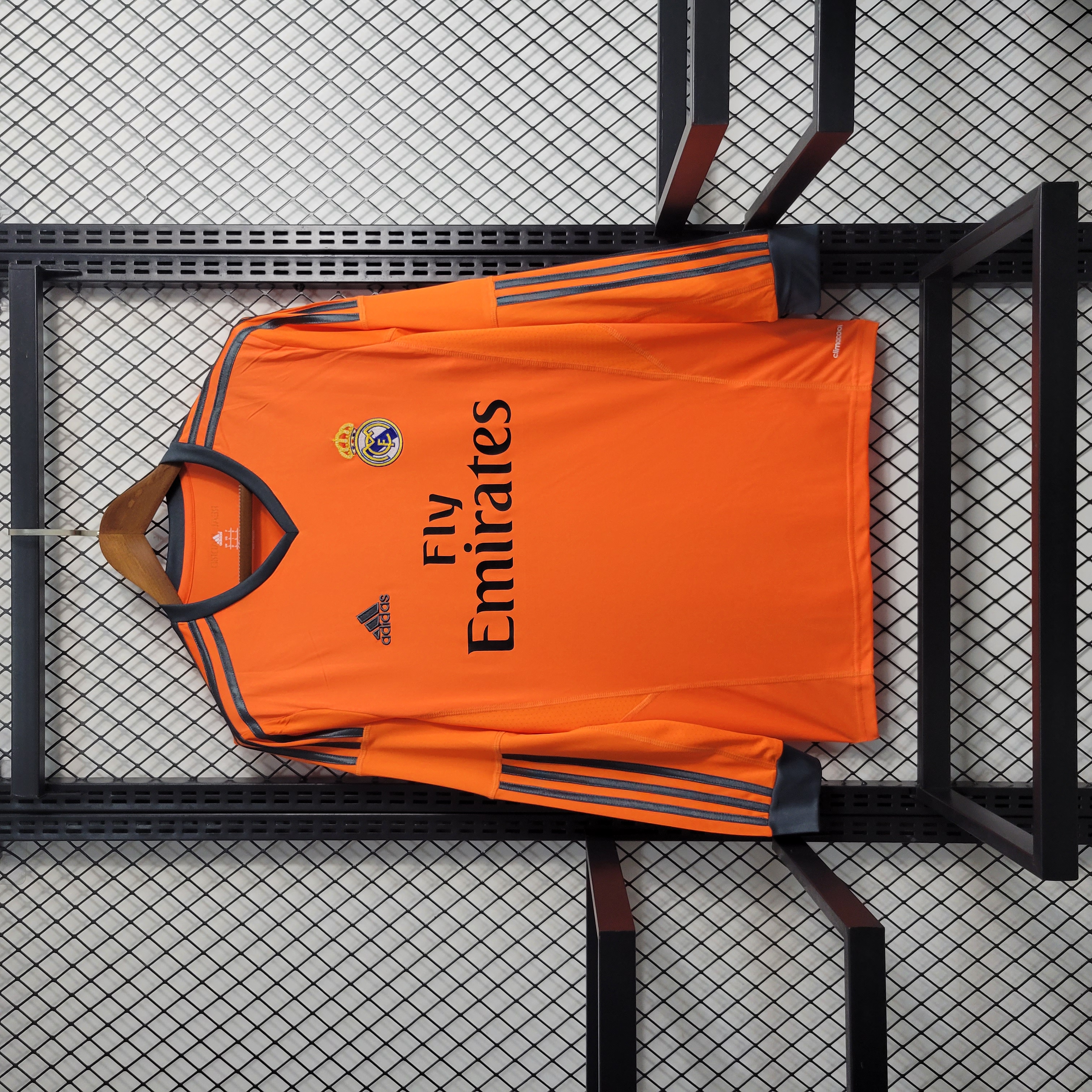 Retro Real Madrid 13-14 Third Long Sleeve Jersey - ManixJersey