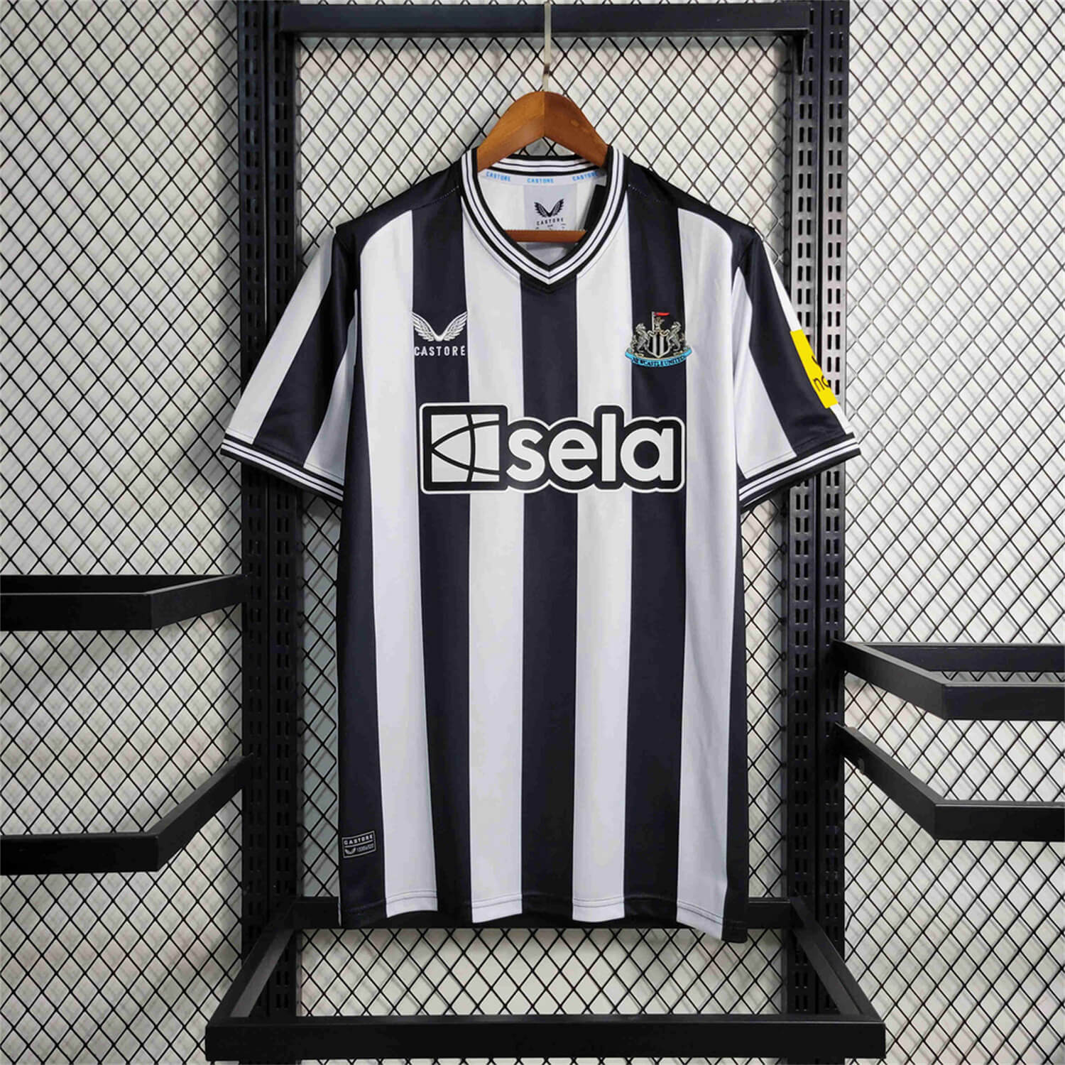 Newcastle United 23-24 Home Stadium Jersey - Fans Version - ManixJersey
