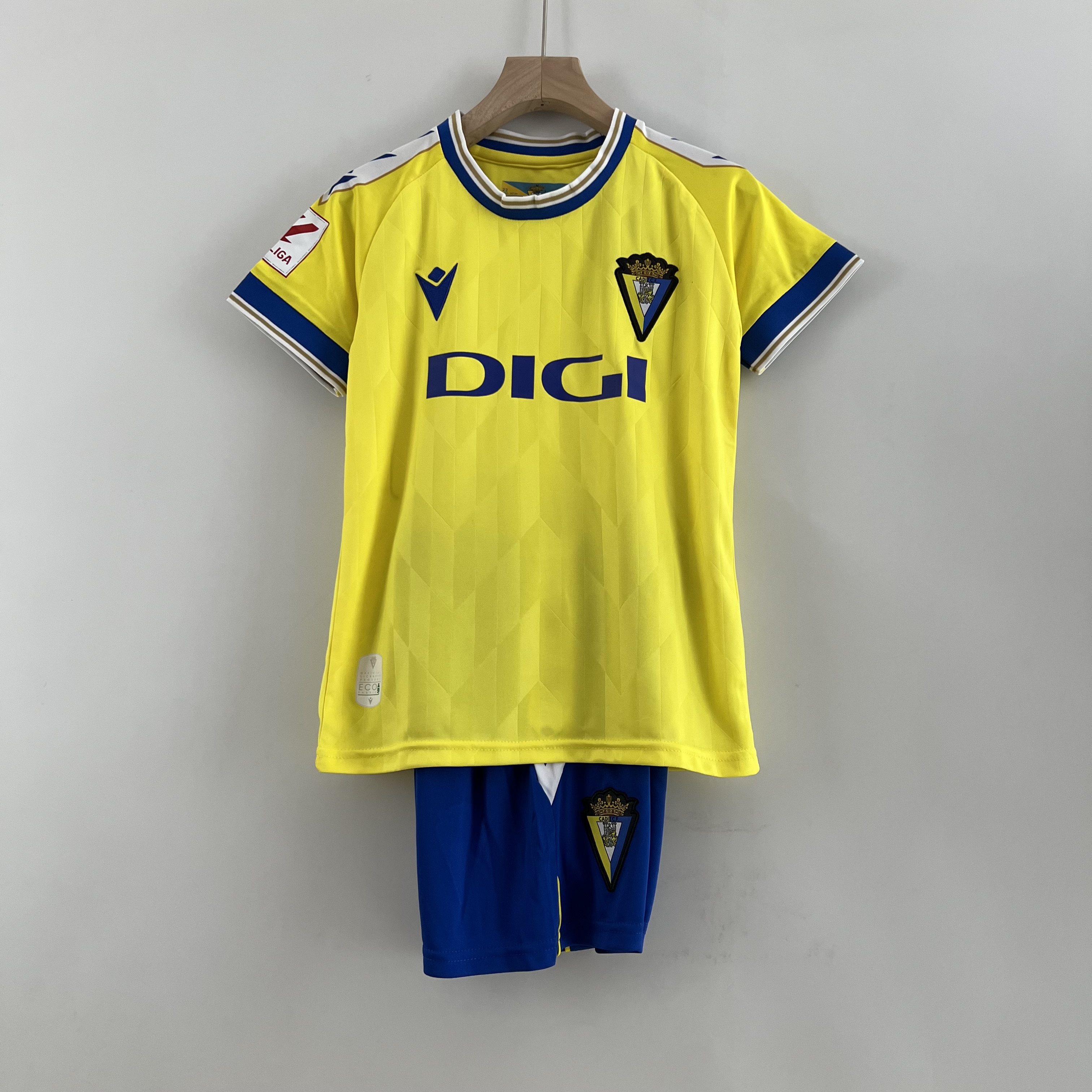 Cádiz 23-24 Home Stadium Kids Kit - ManixJersey