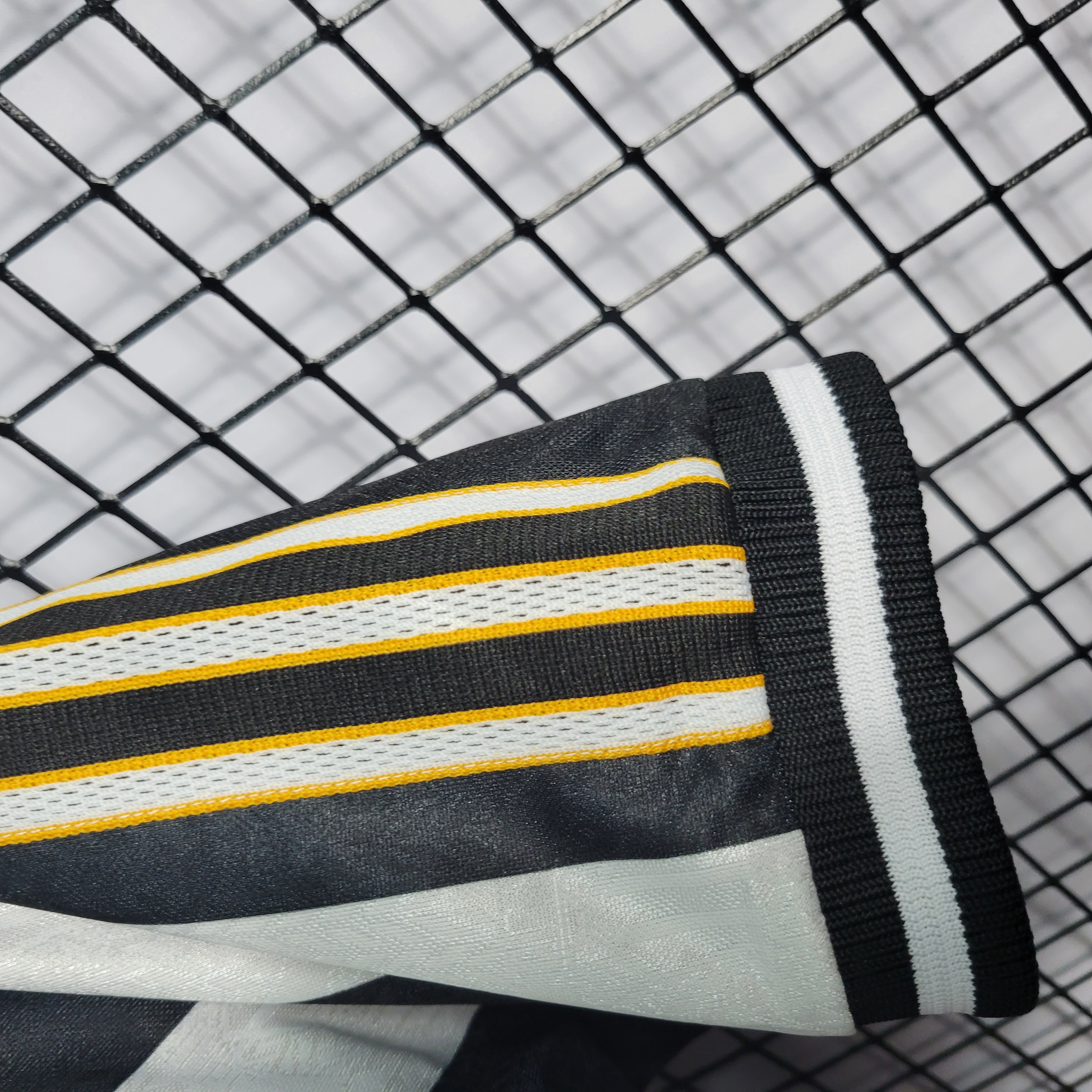 Retro Newcastle United 1995-97 Home Stadium Jersey - ManixJersey