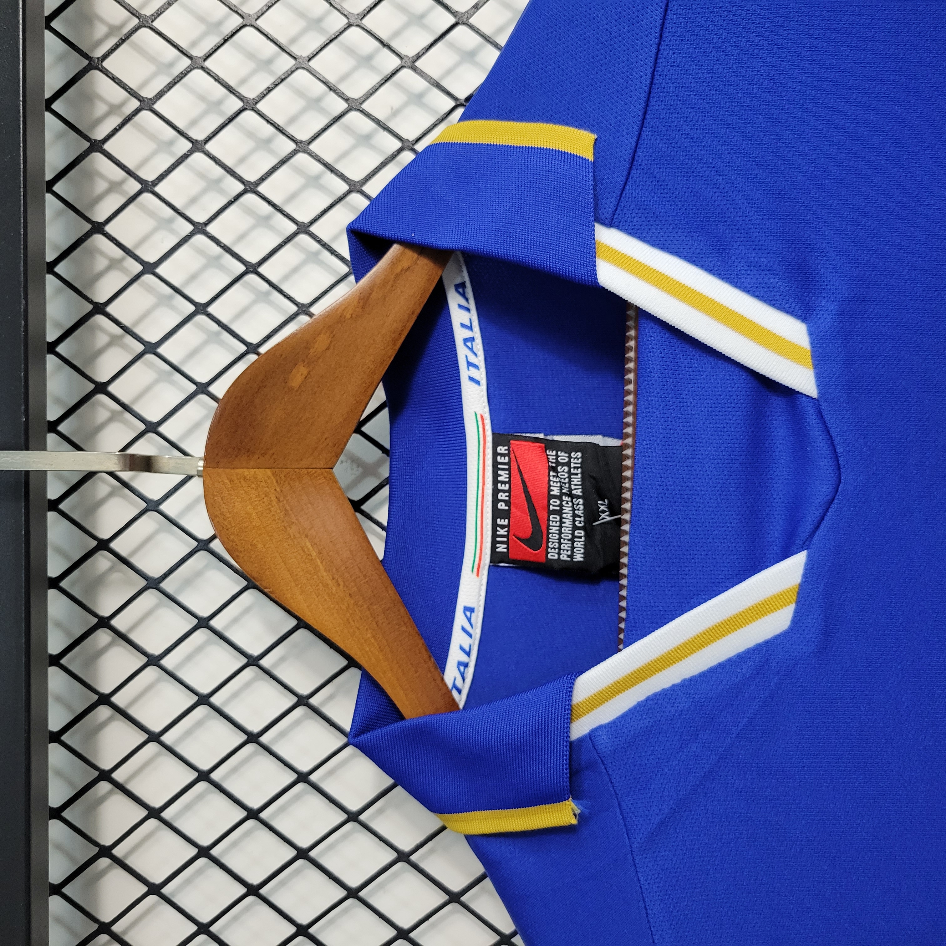 Retro Italy 1996 Home Stadium Jersey - ManixJersey