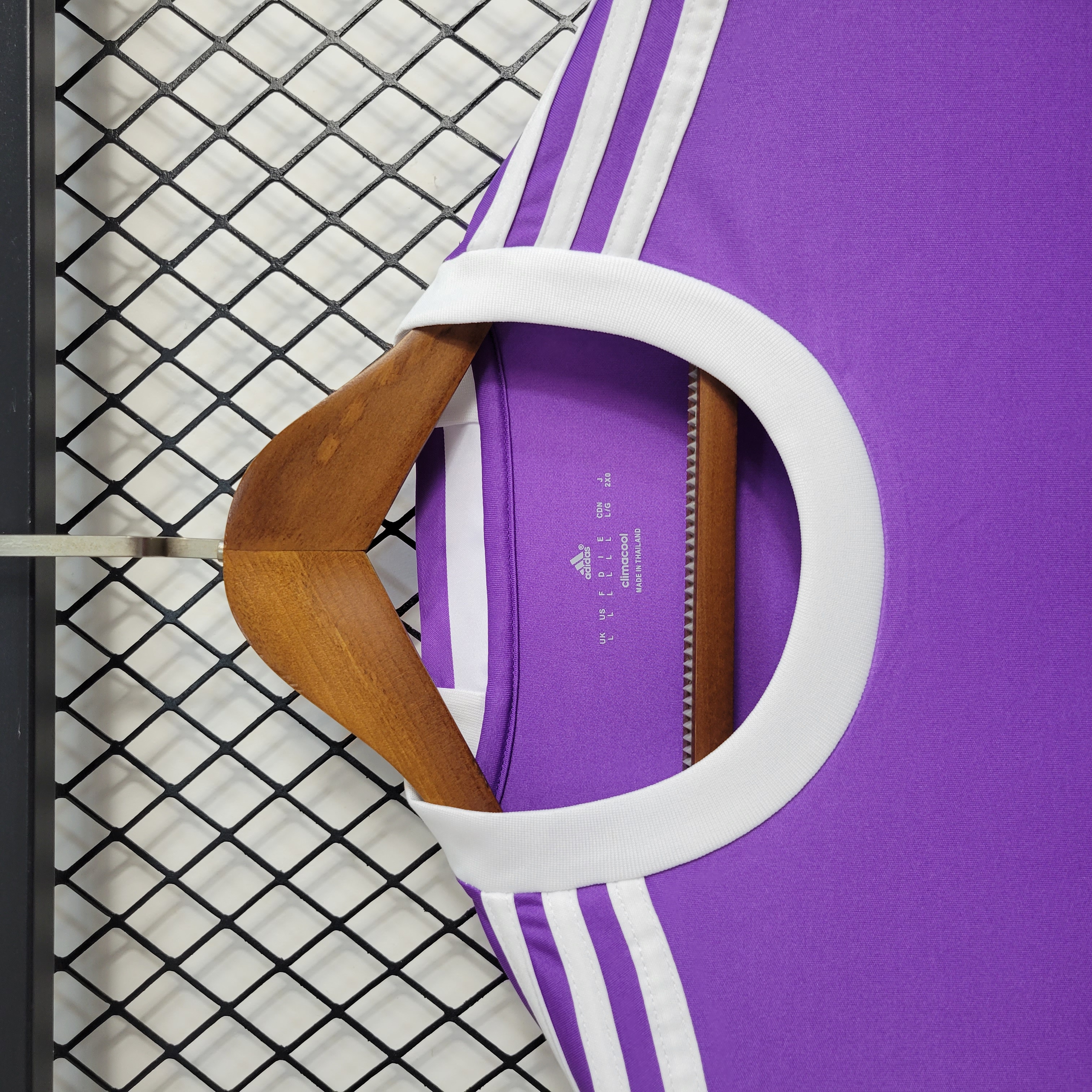 Real Madrid Retro 16-17 Away Long Sleeve Jersey - Champions League Final Version - ManixJersey