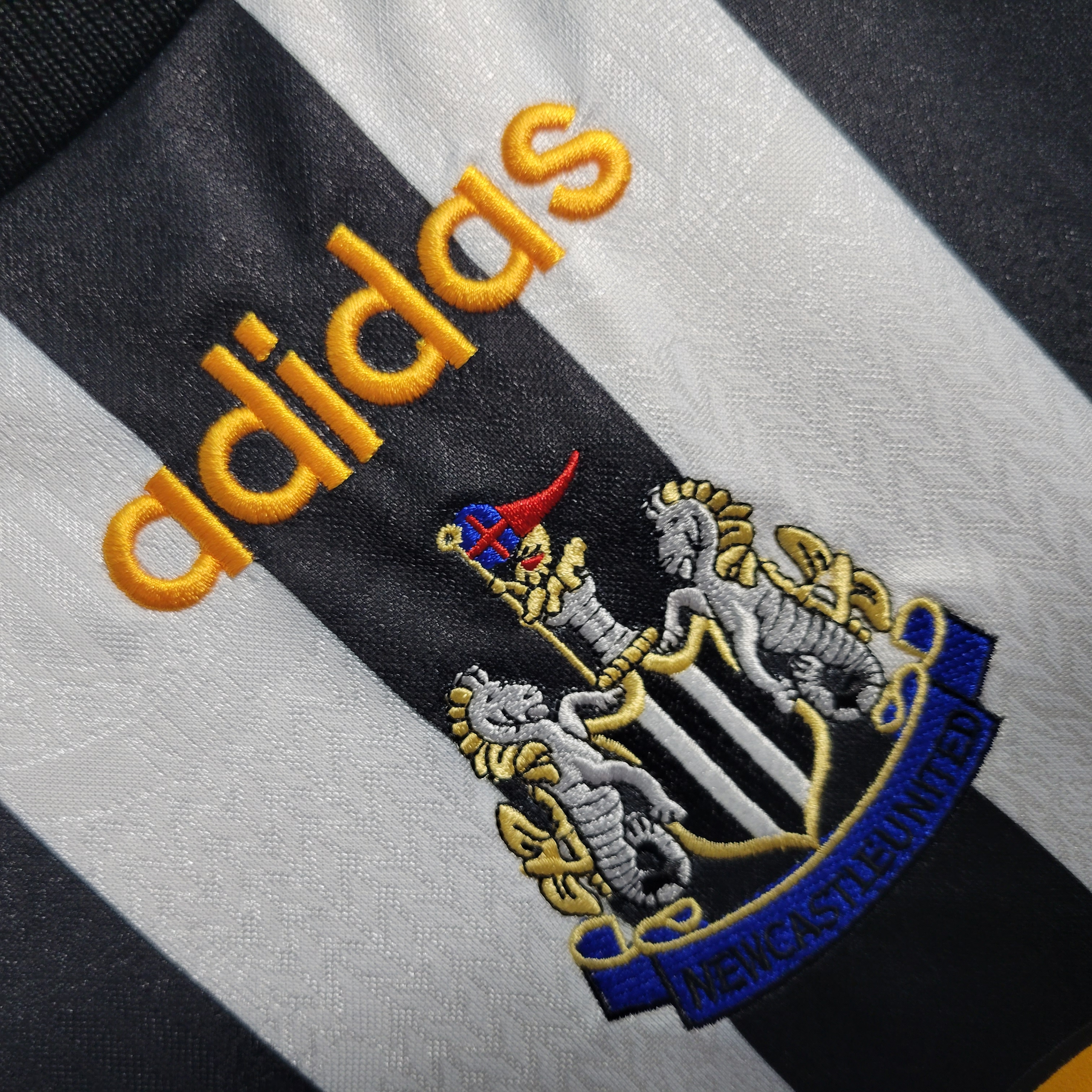 Retro Newcastle United 1995-97 Home Stadium Jersey - ManixJersey