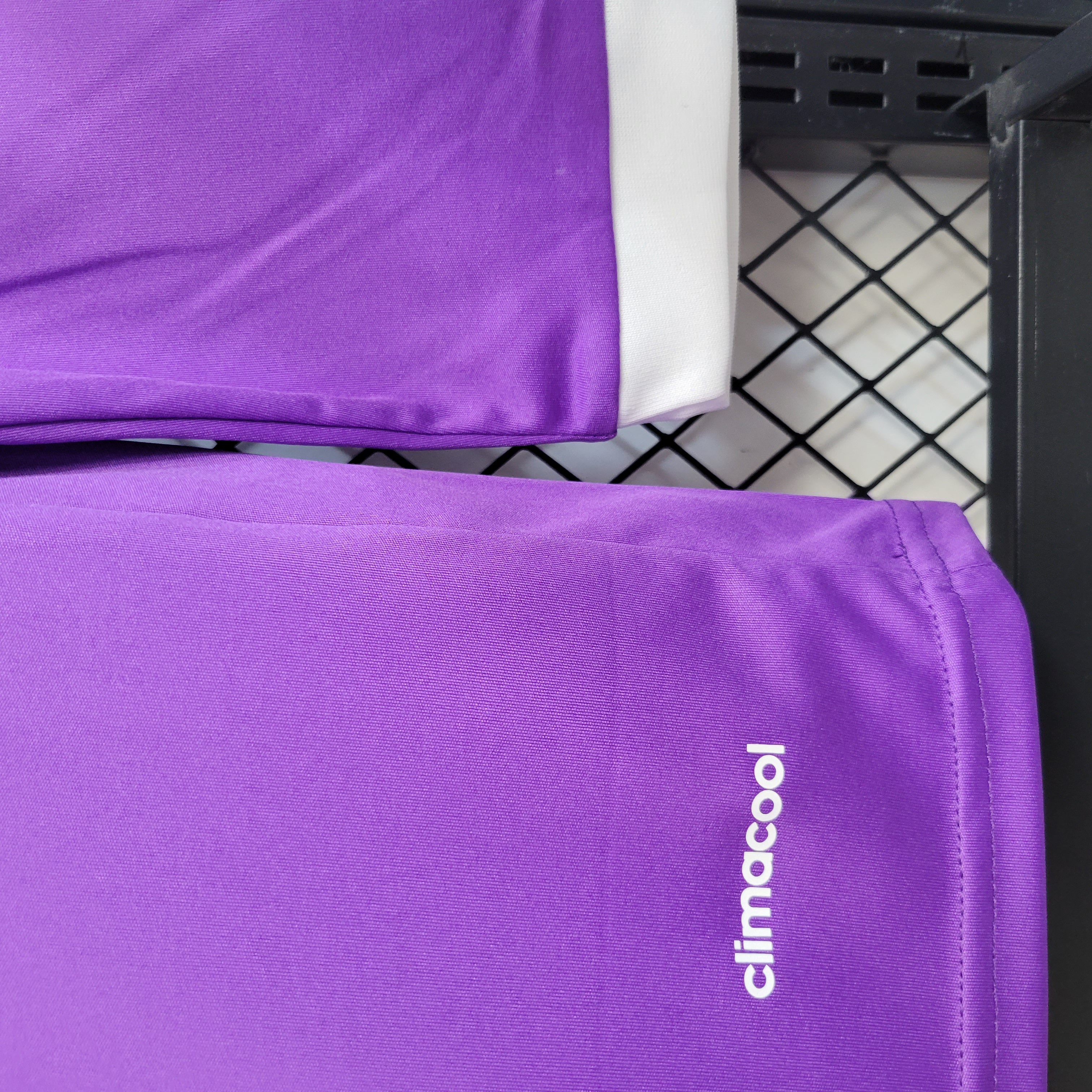 Real Madrid Retro 16-17 Away Long Sleeve Jersey - Champions League Final Version - ManixJersey