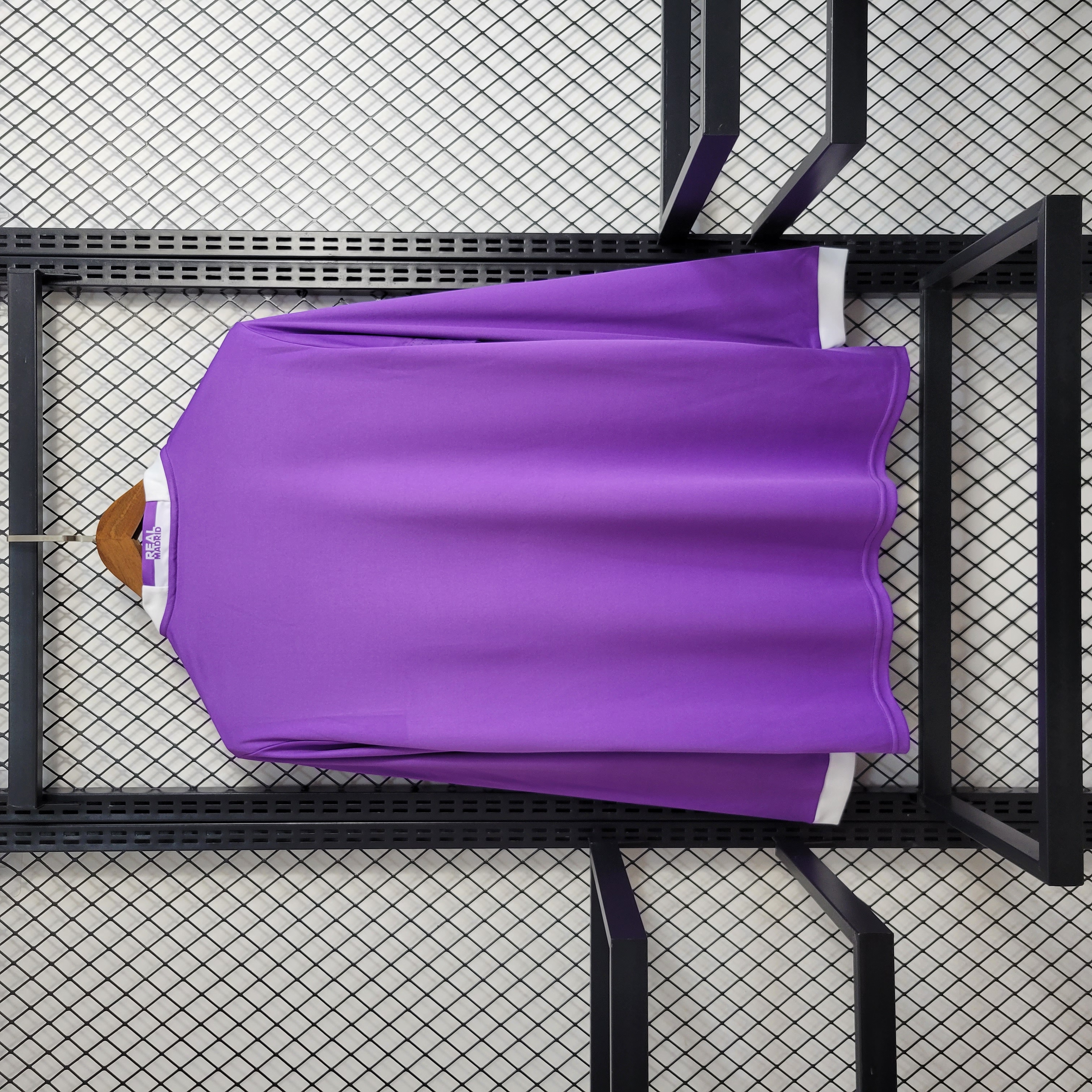 Real Madrid Retro 16-17 Away Long Sleeve Jersey - Champions League Final Version - ManixJersey