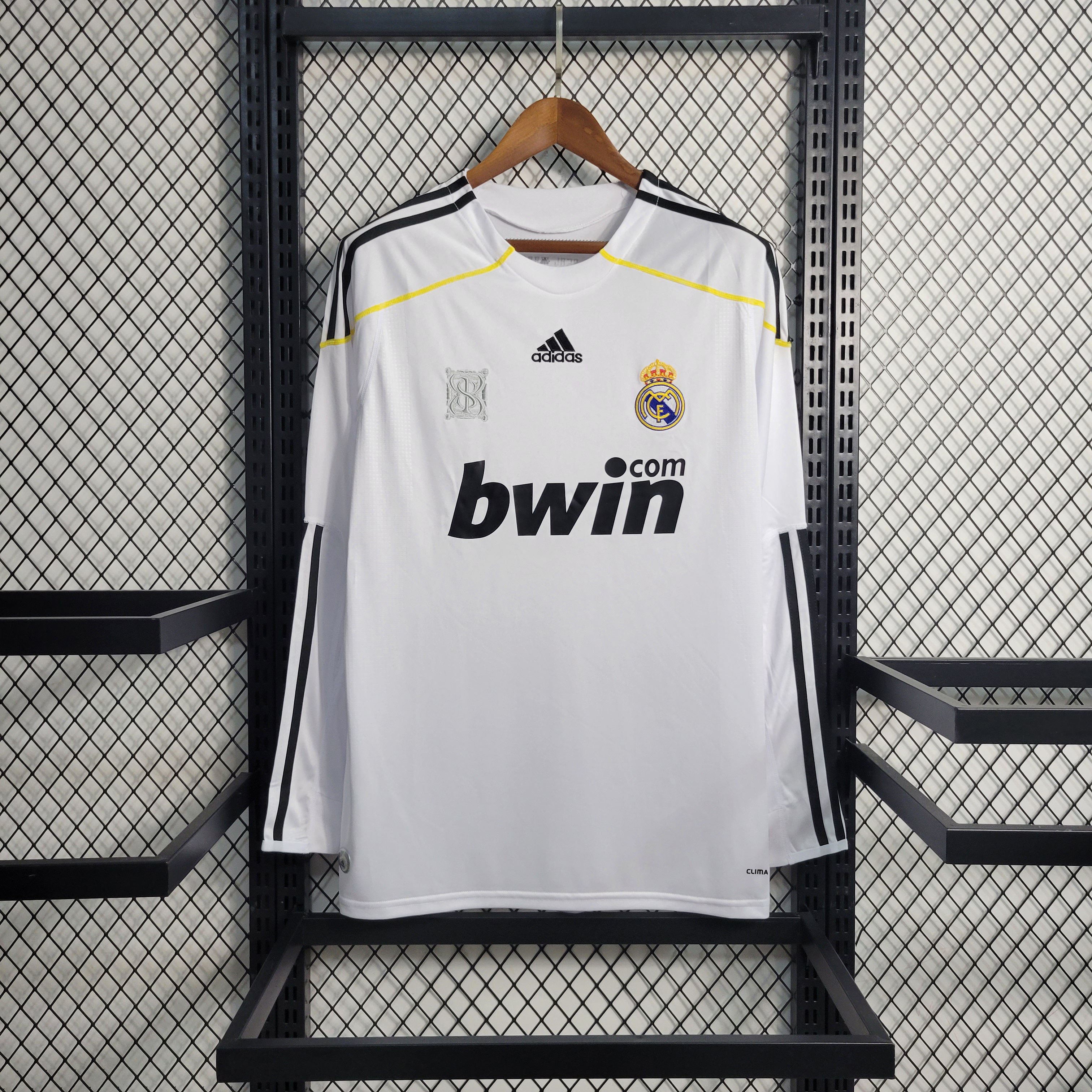 Retro Real Madrid 09-10 Home Stadium Long Sleeve Jersey - ManixJersey
