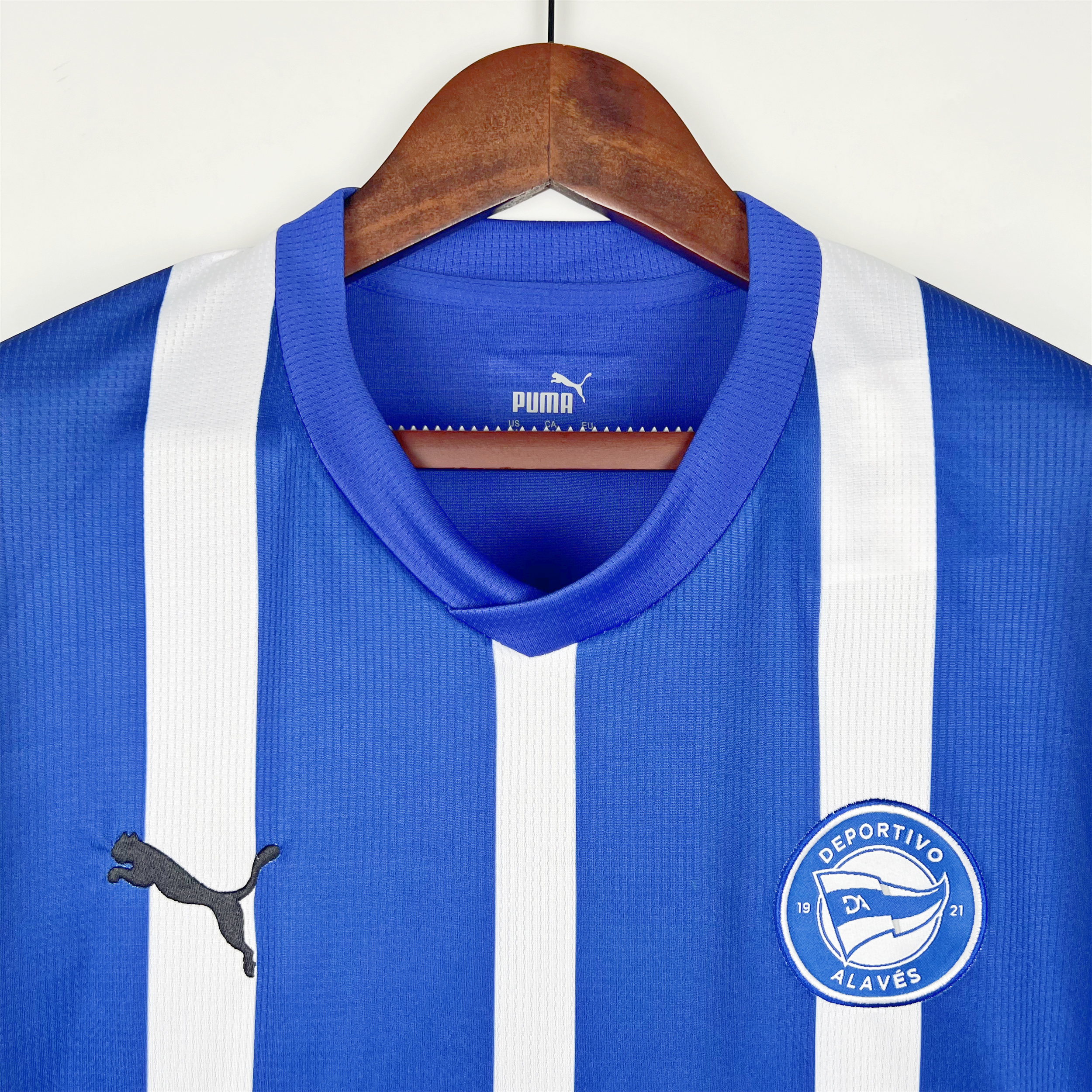 Deportivo Alavés 23-24 Home Stadium Jersey - Fans Version - ManixJersey