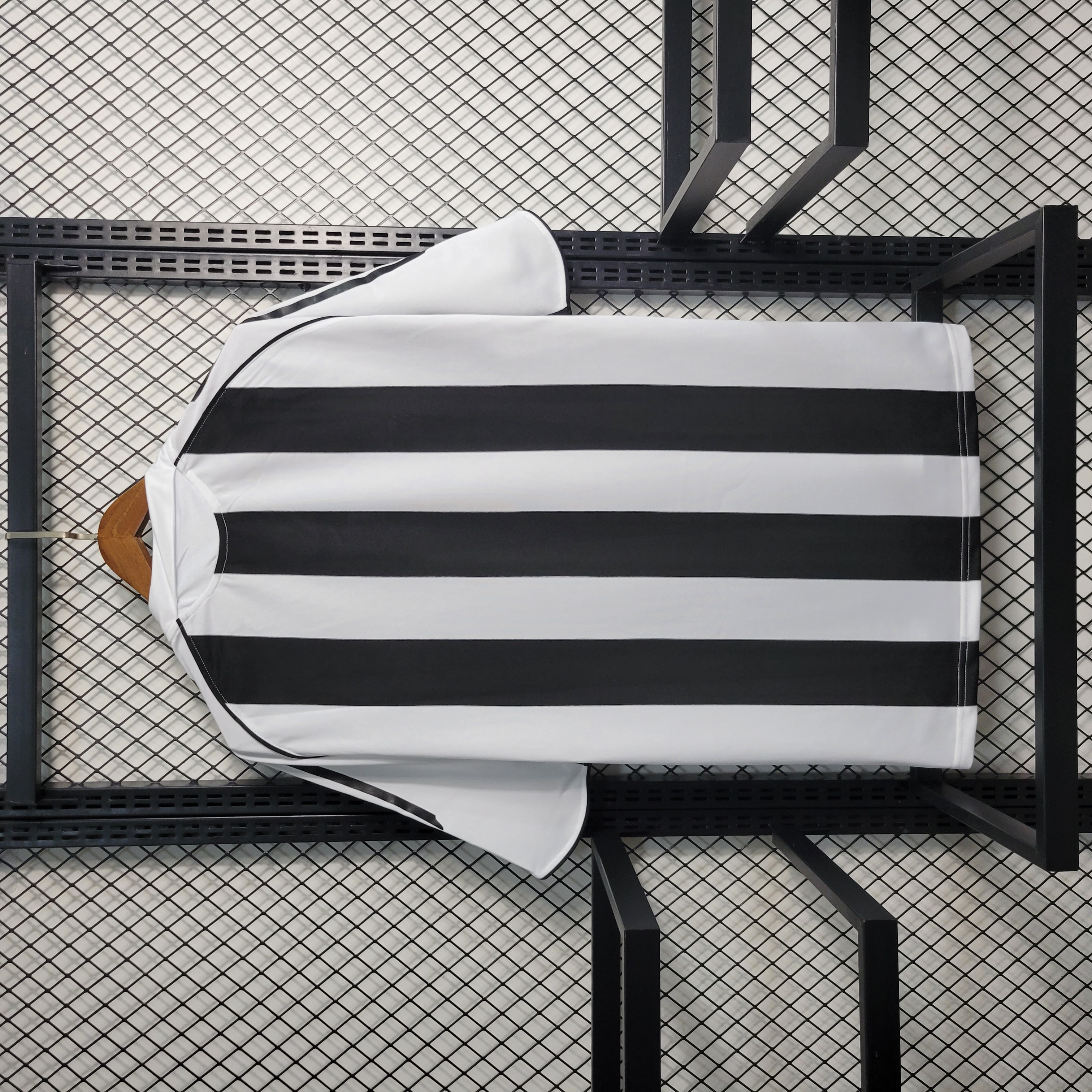 Retro Newcastle United 04-06 Home Stadium Jersey - ManixJersey