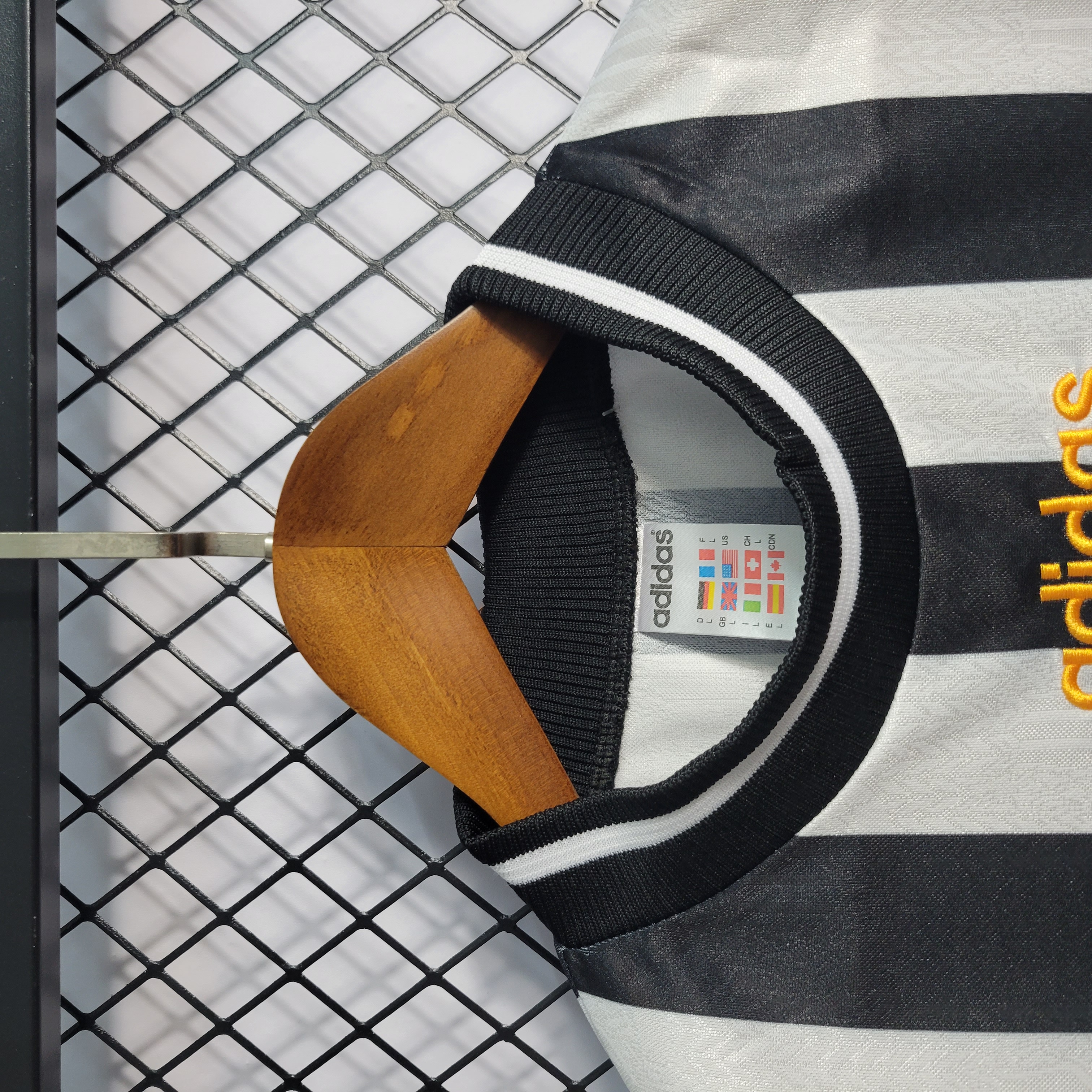 Retro Newcastle United 1995-97 Home Stadium Jersey - ManixJersey