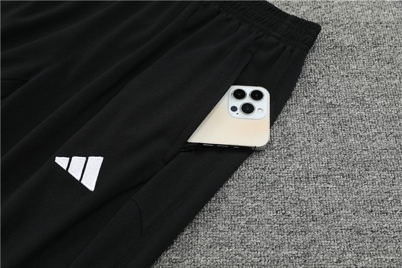 Real Madrid 23-24 Long Sleeve Training Set - Black - ManixJersey