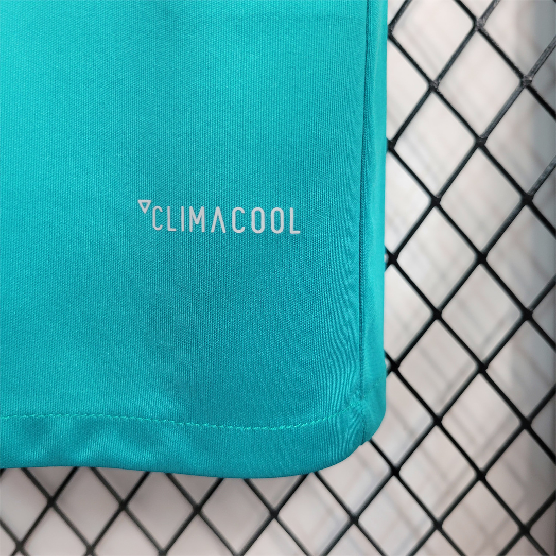 Real Madrid Retro 17-18 Third Shirt - ManixJersey