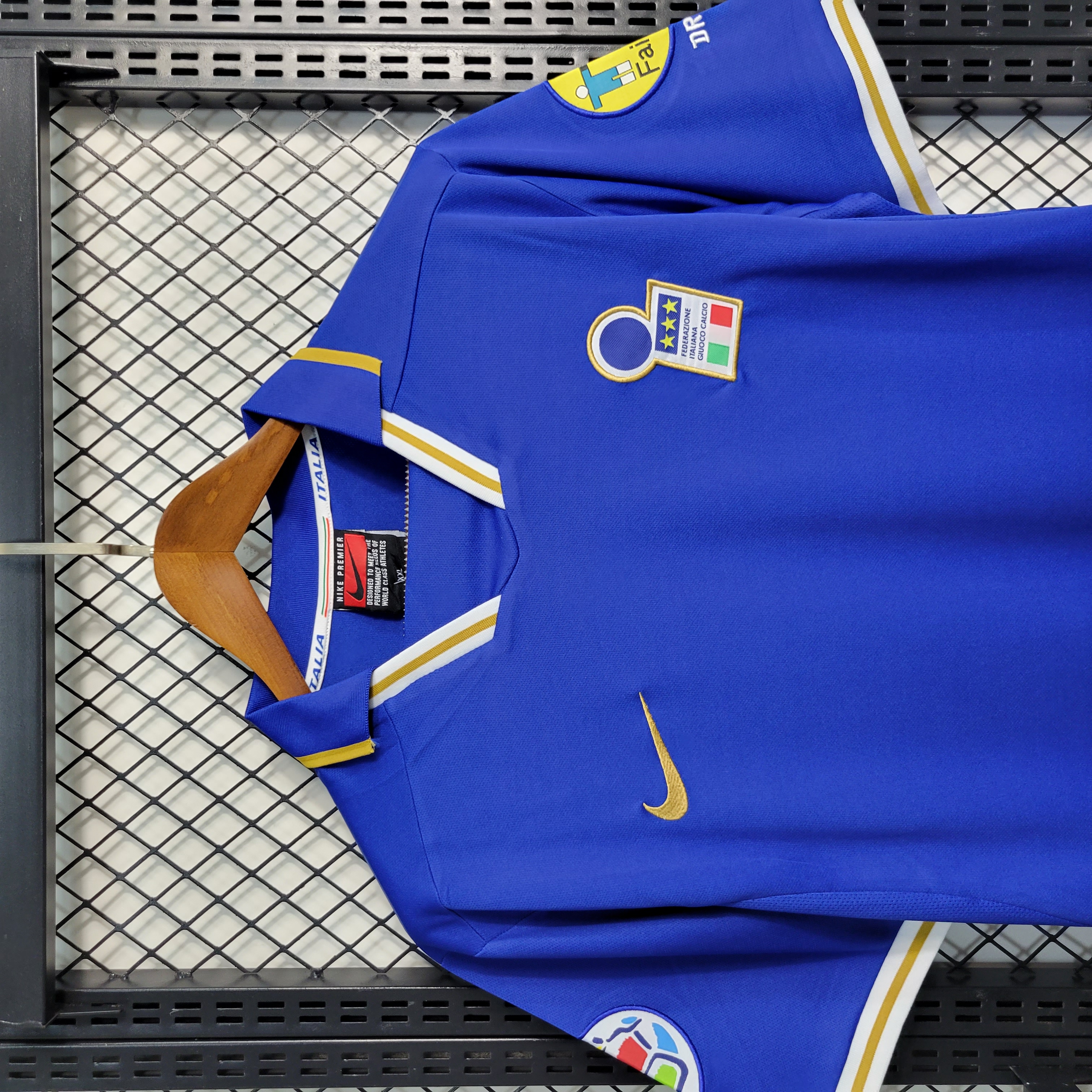 Retro Italy 1996 Home Stadium Jersey - ManixJersey