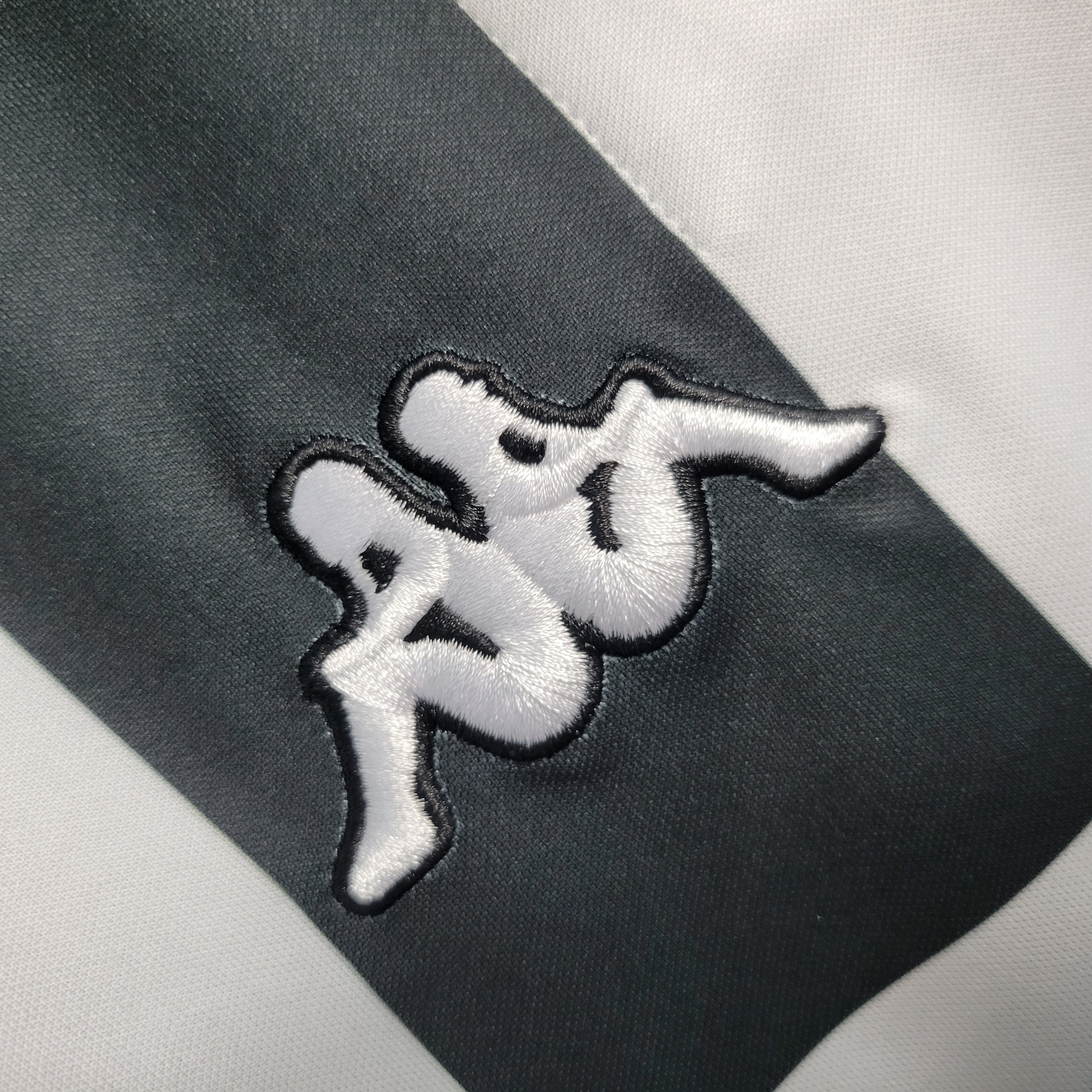 Retro Juventus 1997-98 Home Stadium Jersey - ManixJersey