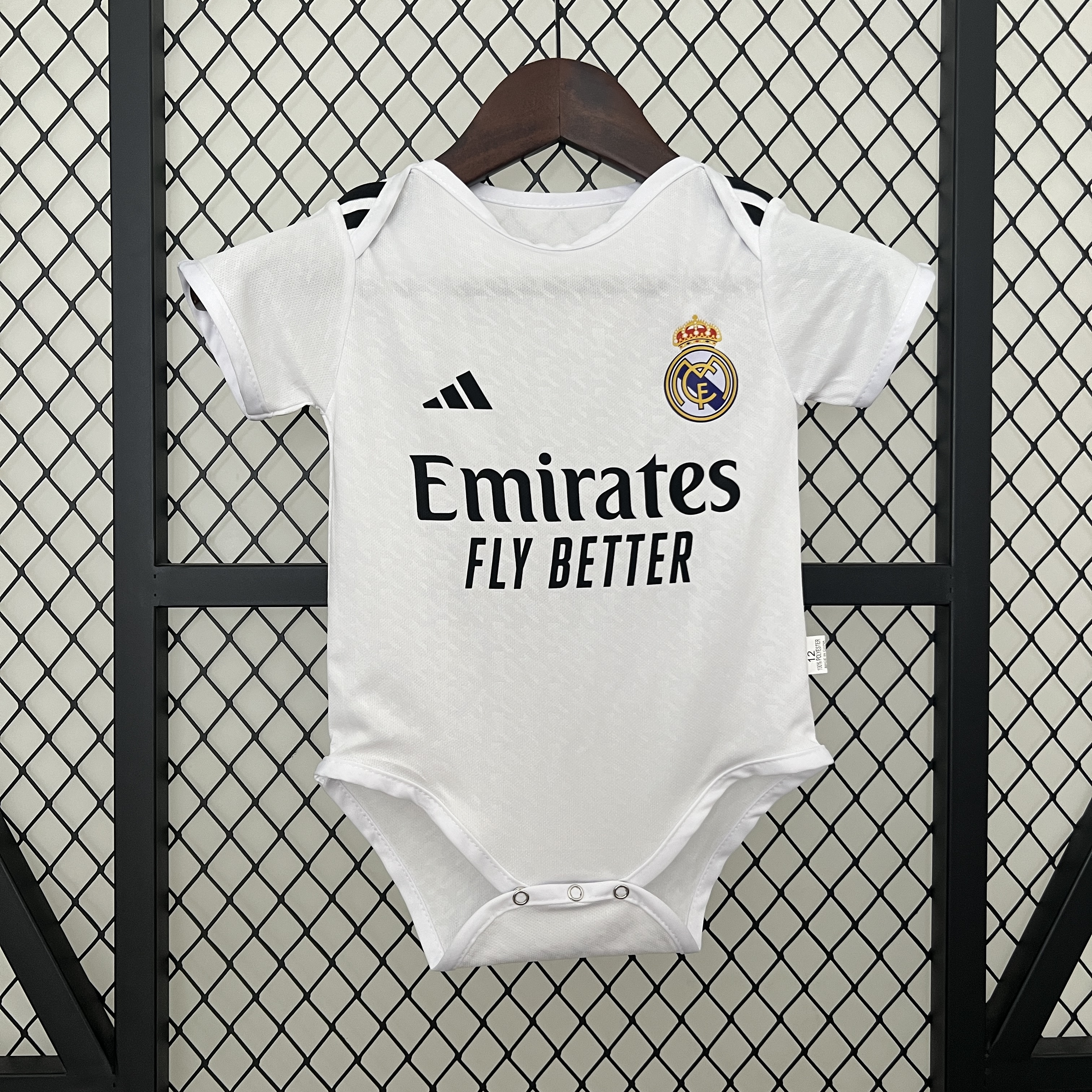 Real Madrid 24-25 Home Baby Crawling Suit - ManixJersey