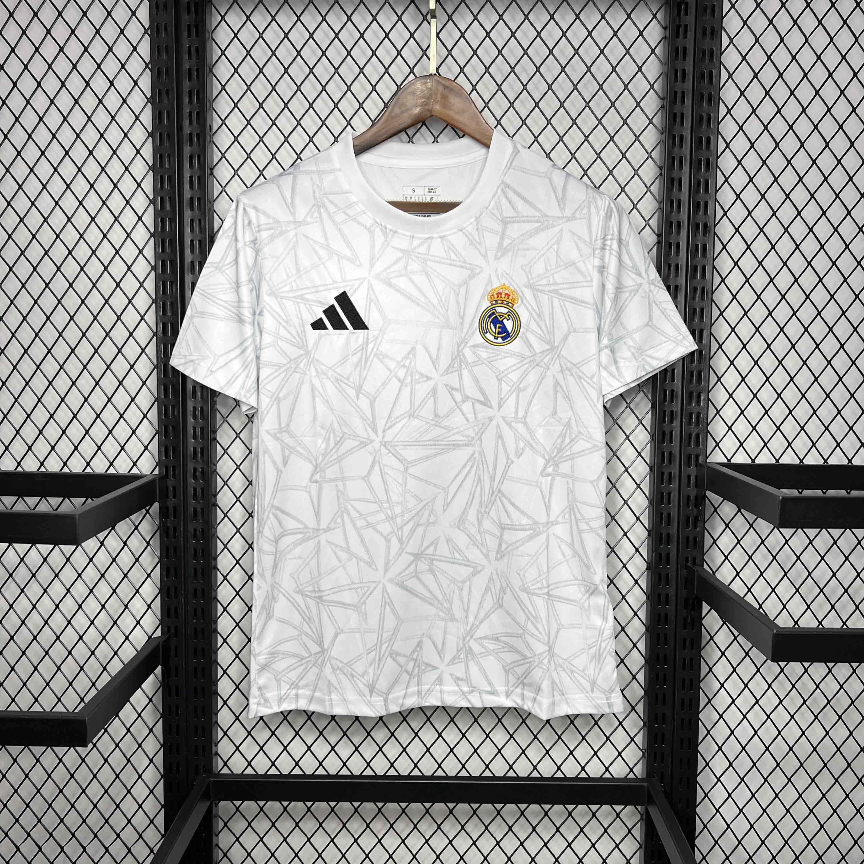 Real Madrid 24-25 Training Jersey - Fans Version - ManixJersey