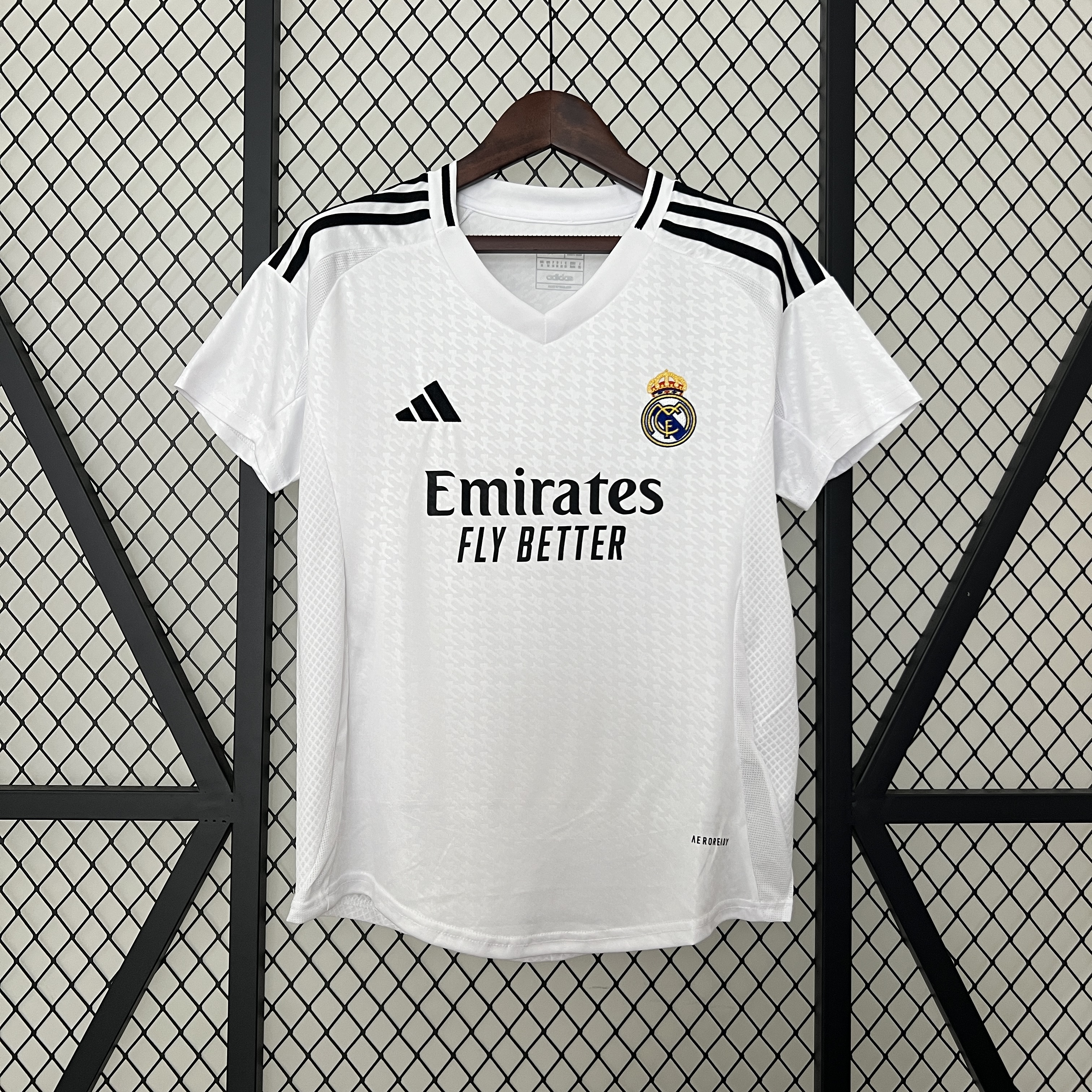 Women's Real Madrid 24-25 Home Stadium Jersey - ManixJersey
