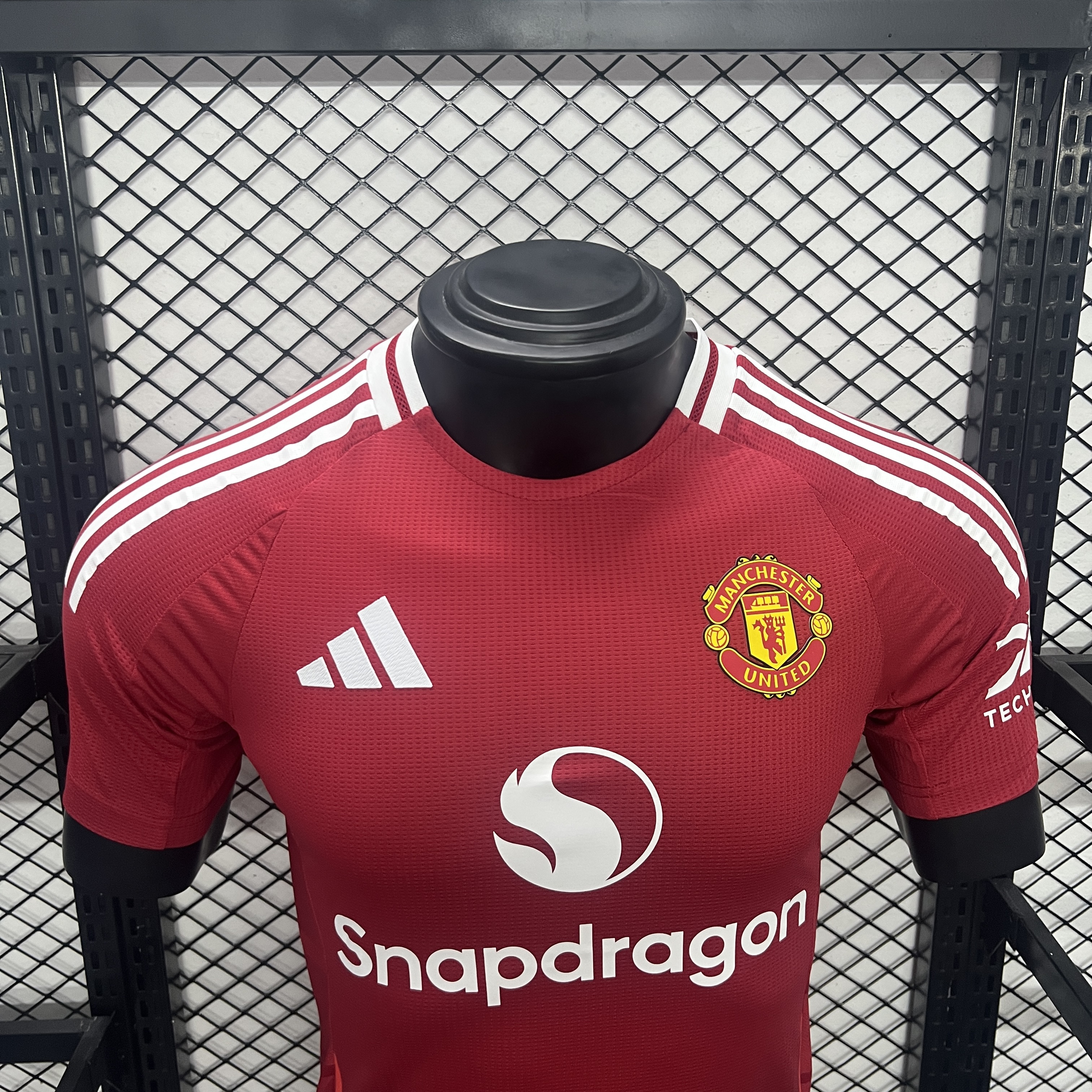 Manchester United 24-25 Home Stadium Jersey - Player Version - ManixJersey