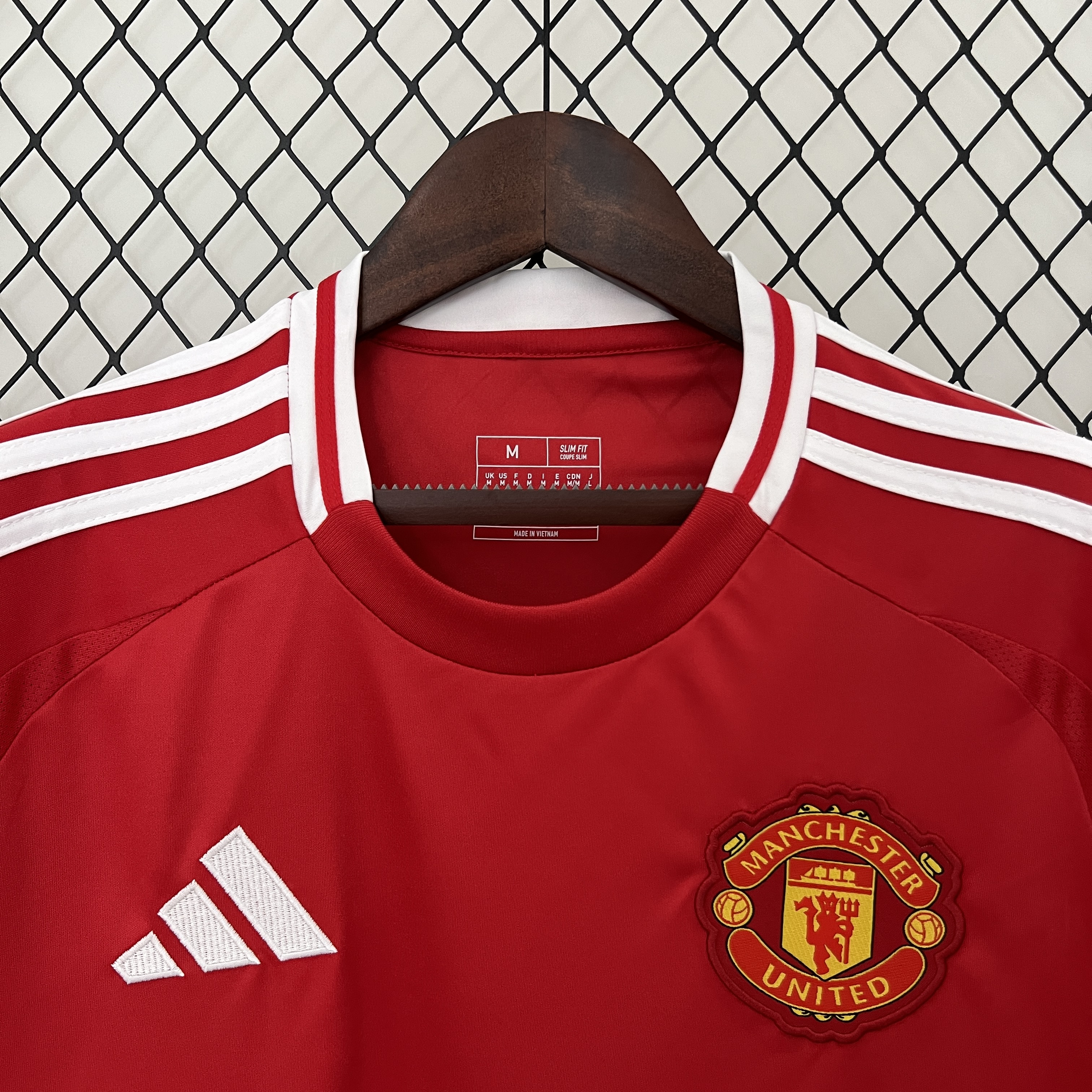 Manchester United 24-25 Home Stadium Jersey - Fans Version - ManixJersey