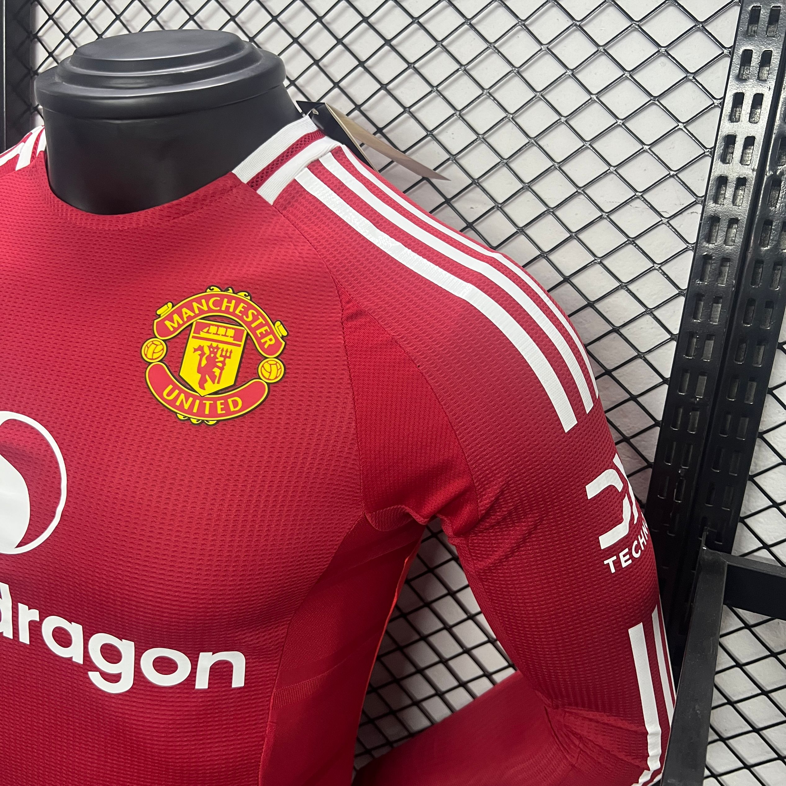 Manchester United 24-25 Home Long Sleeve Jersey - Player Version - ManixJersey