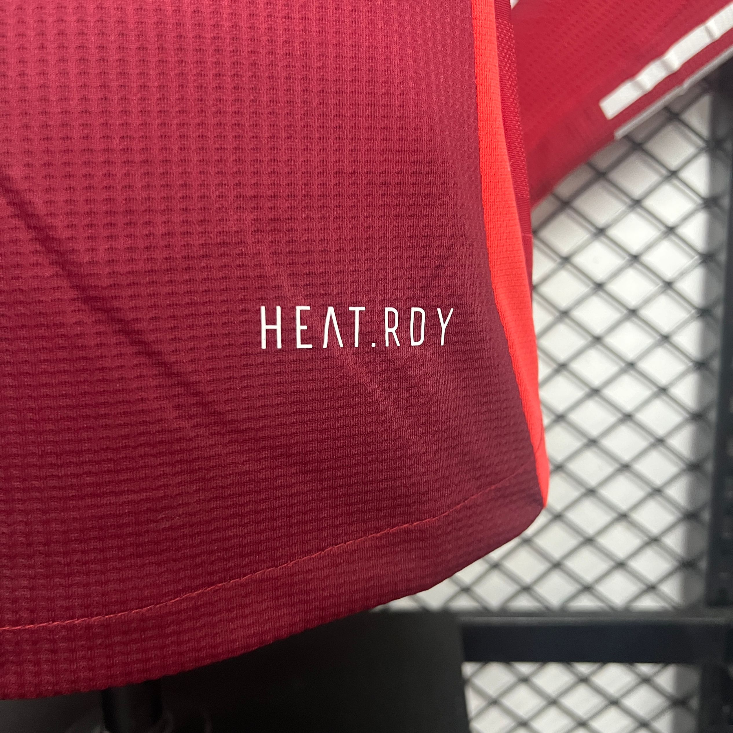 Manchester United 24-25 Home Long Sleeve Jersey - Player Version - ManixJersey