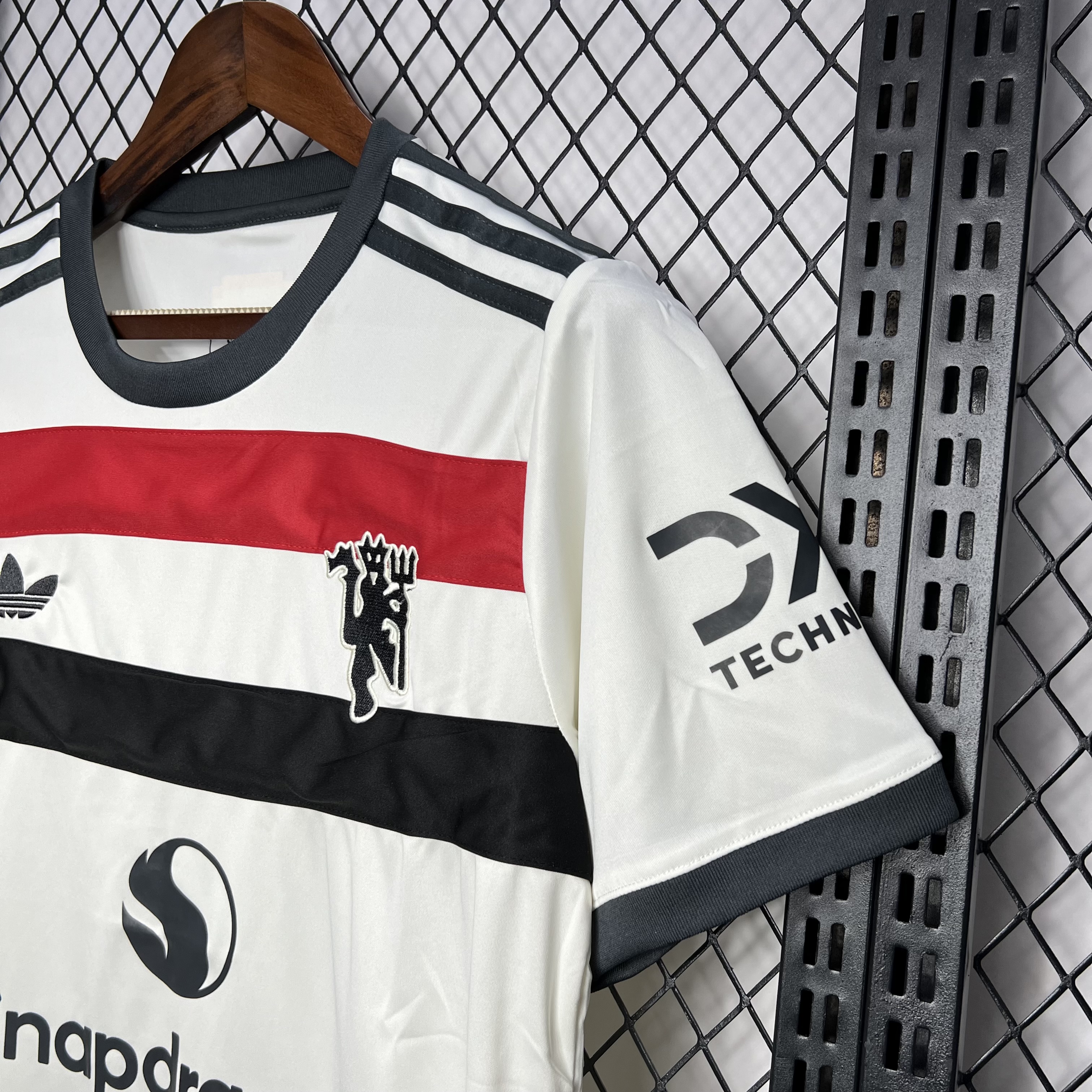 Manchester United 24-25 Third Jersey - Fans Version - ManixJersey