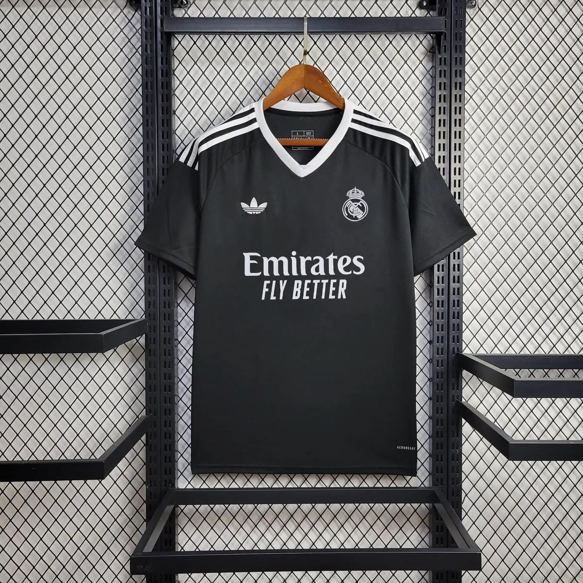 Real Madrid 24-25 Third Goalkeeper Black Jersey - Fans Version - ManixJersey